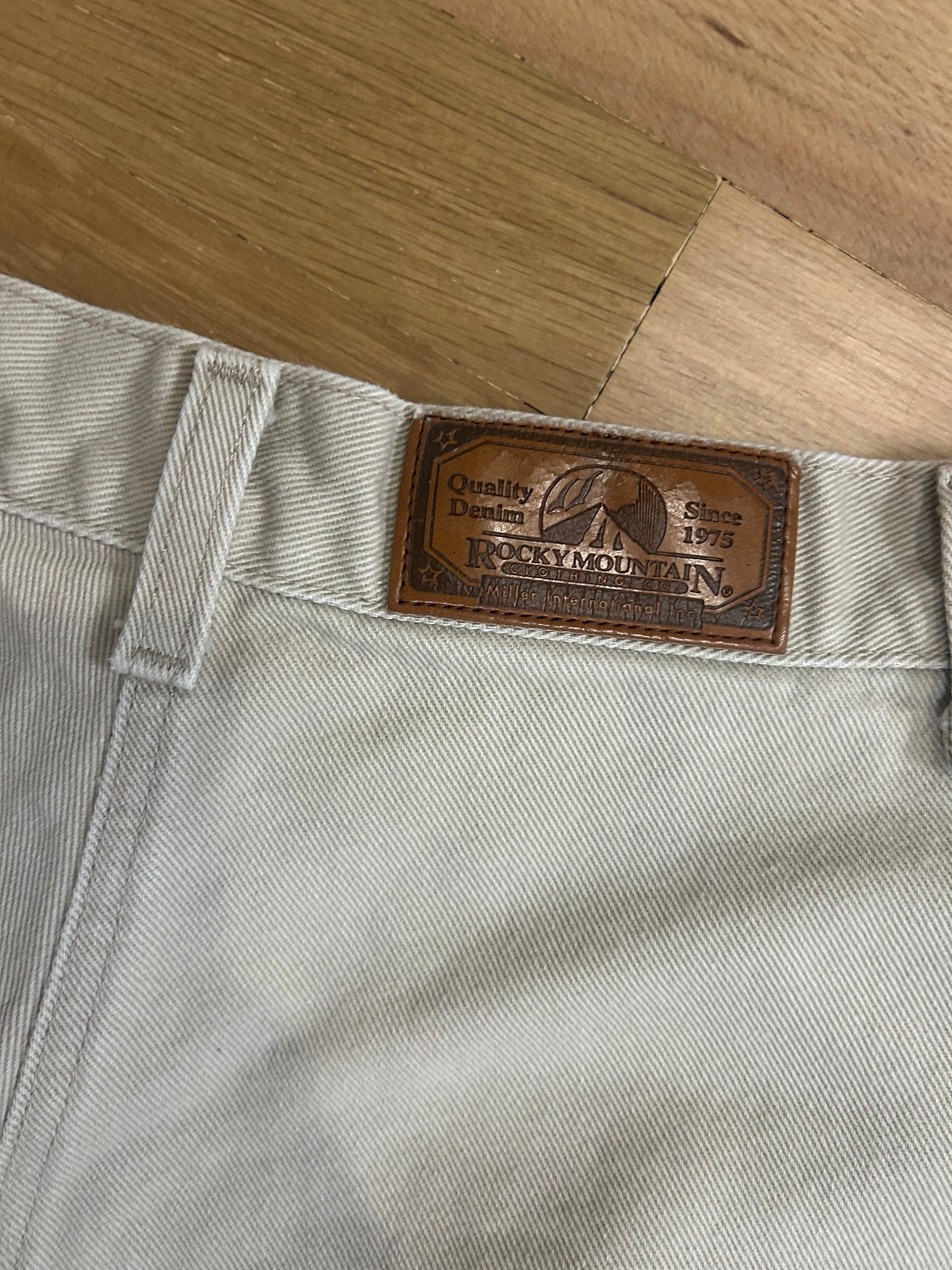 Vintage Rockies Tan High Waisted Jeans (8)