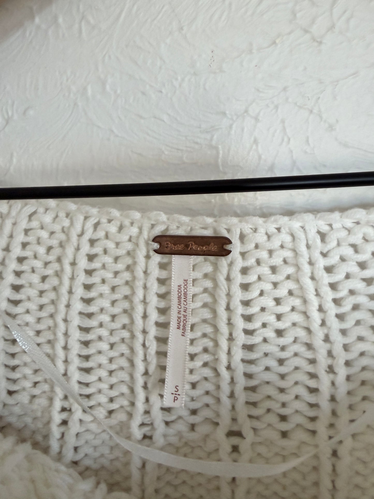 Free People ‘Sandre’ Cable Knit Cropped Sweater (M)