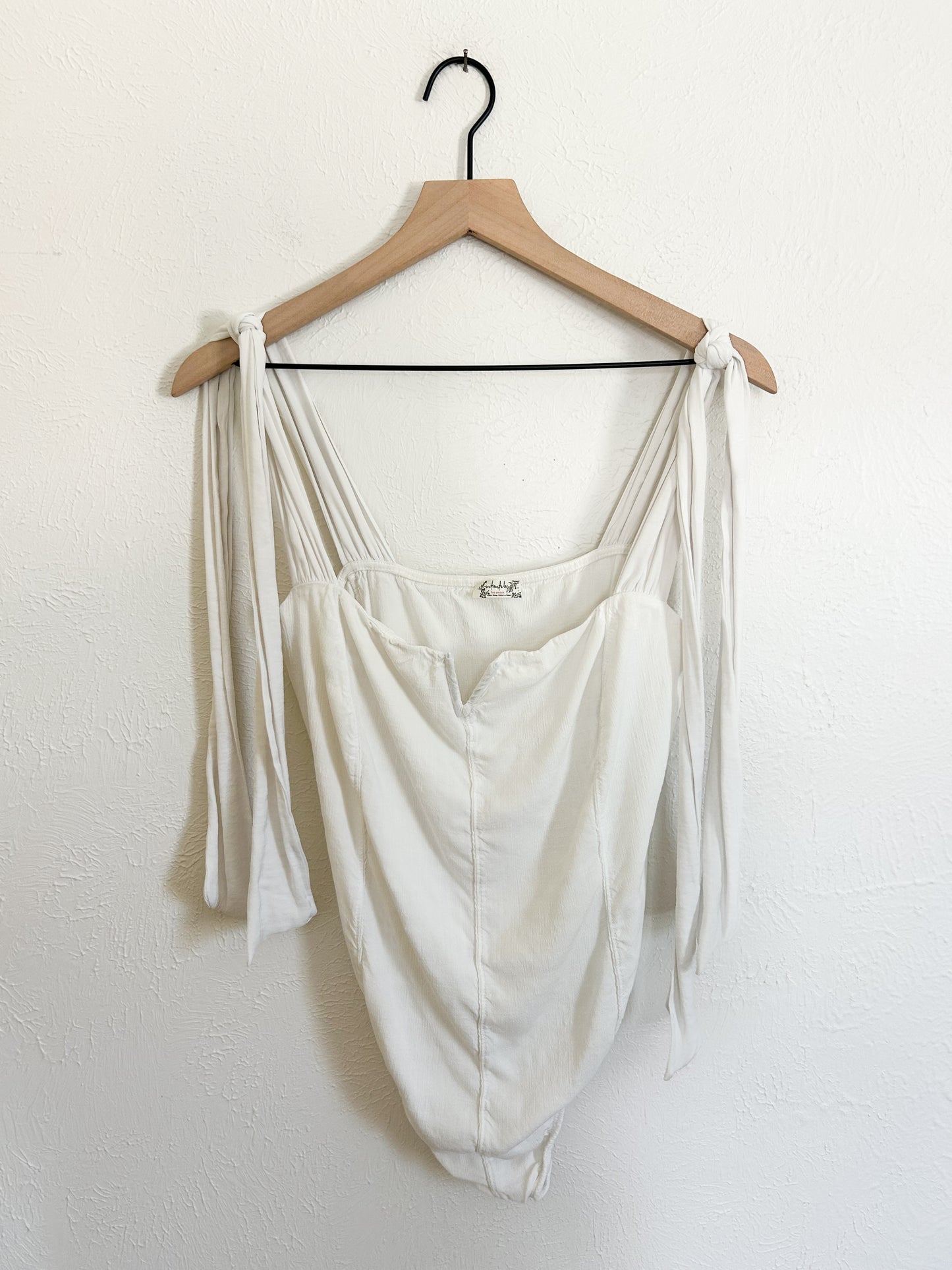 Free People ‘Lola’ White Bodysuit (L)