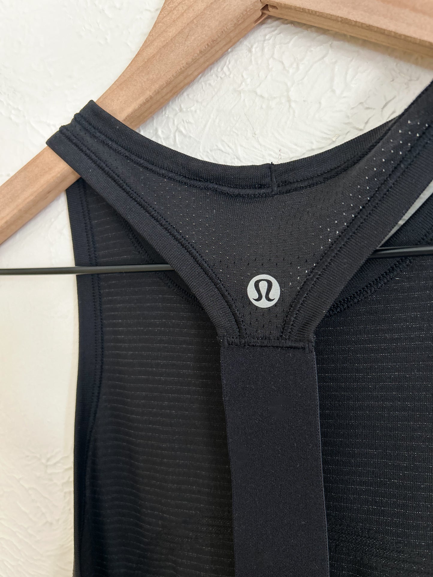 Lululemon Black Swiftly Tech Tank (6)