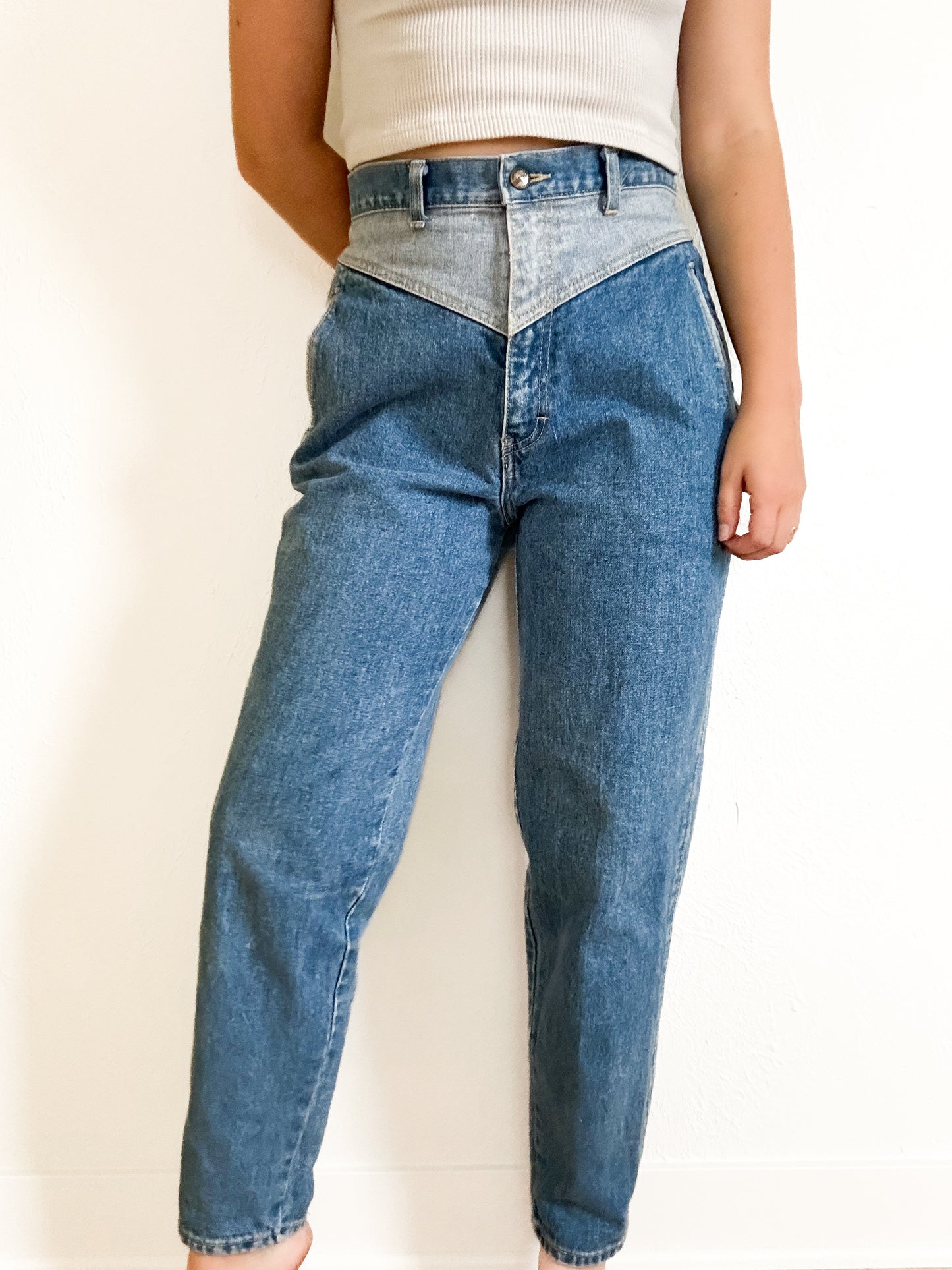 Two-Tone Vintage Western Jeans (8)