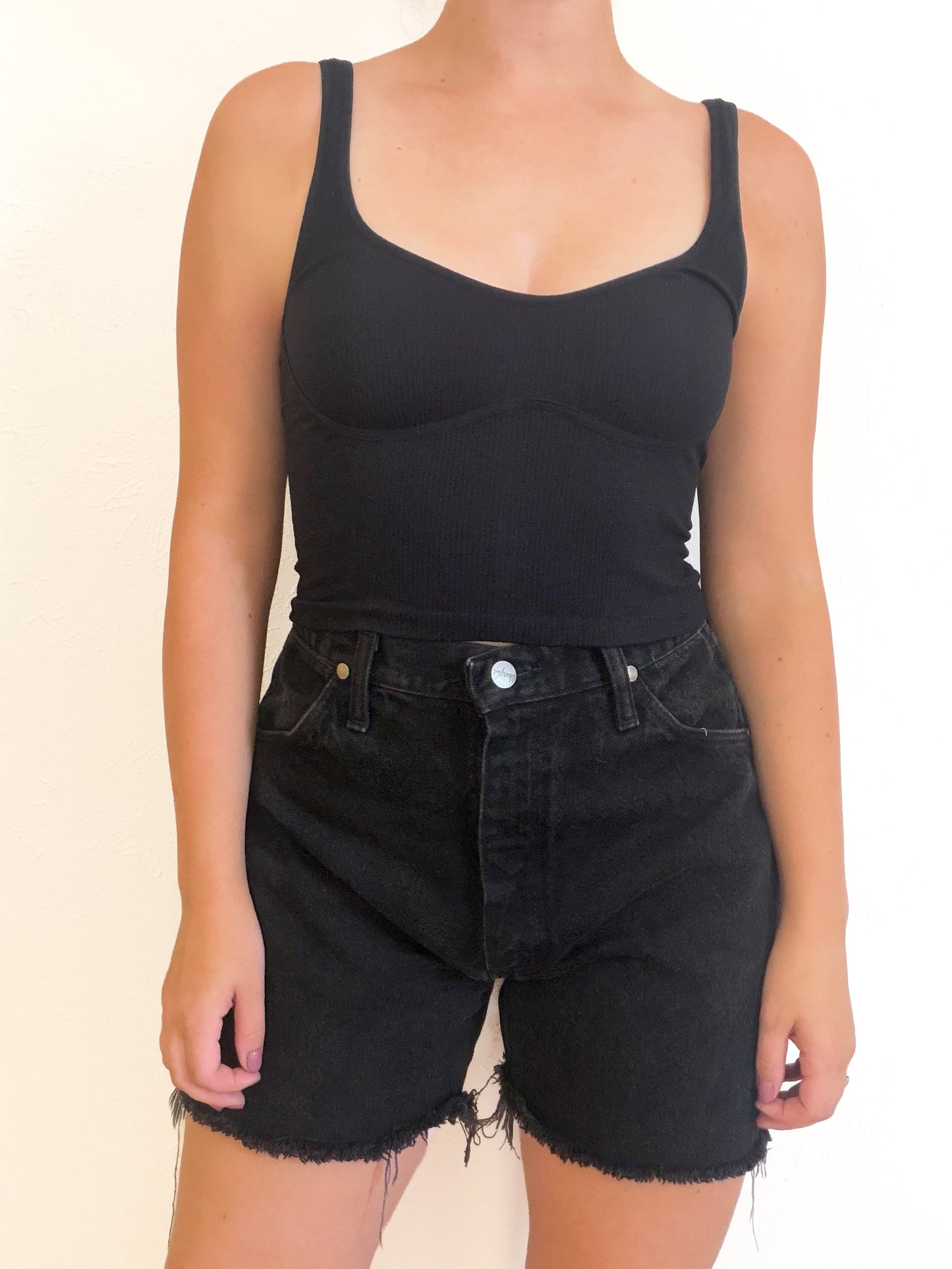 Wrangler Black Vintage Cutoff Shorts (6)