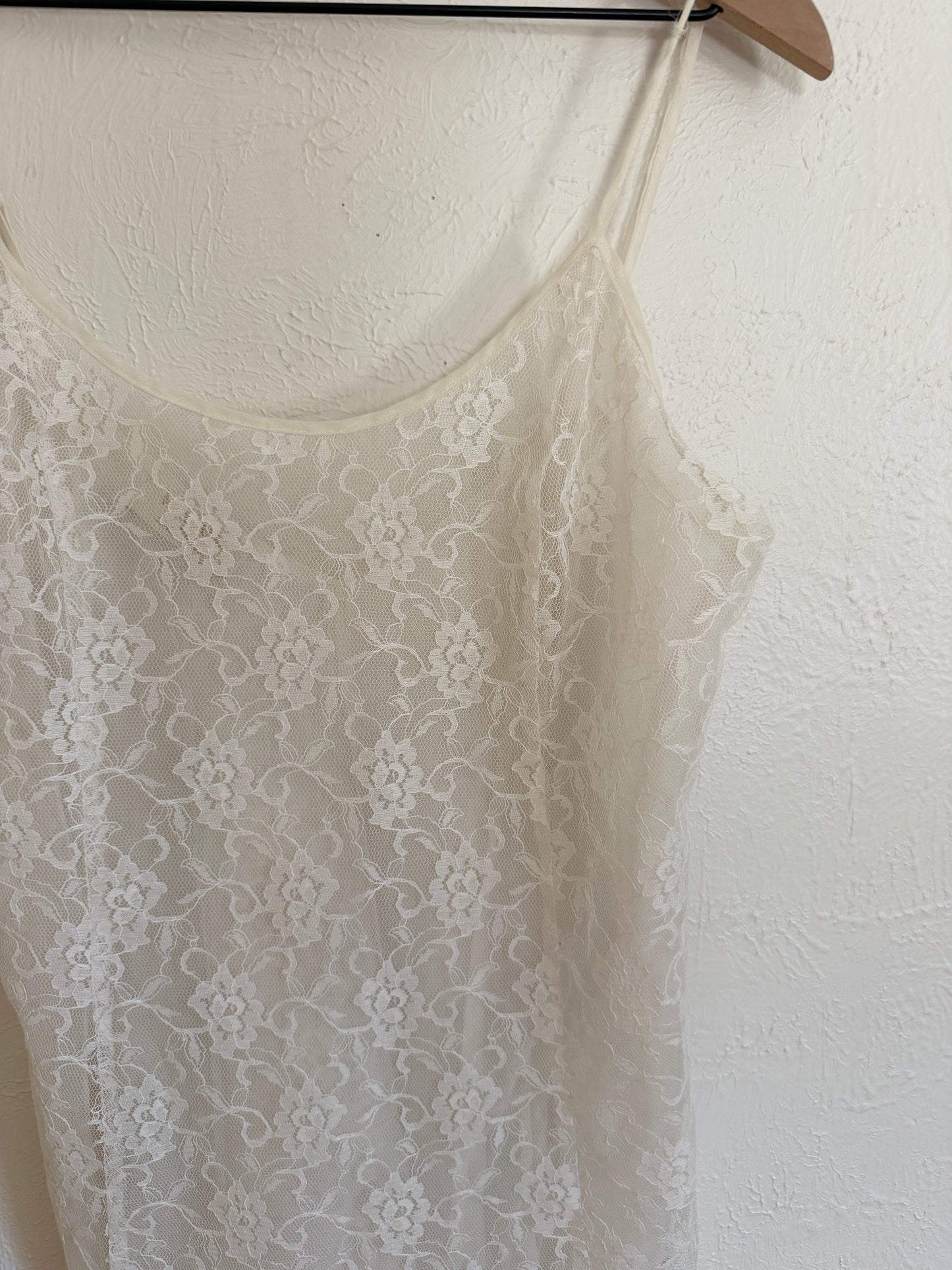 Victoria’s Secret 90’s Gold Label White Lace Tank (XL)