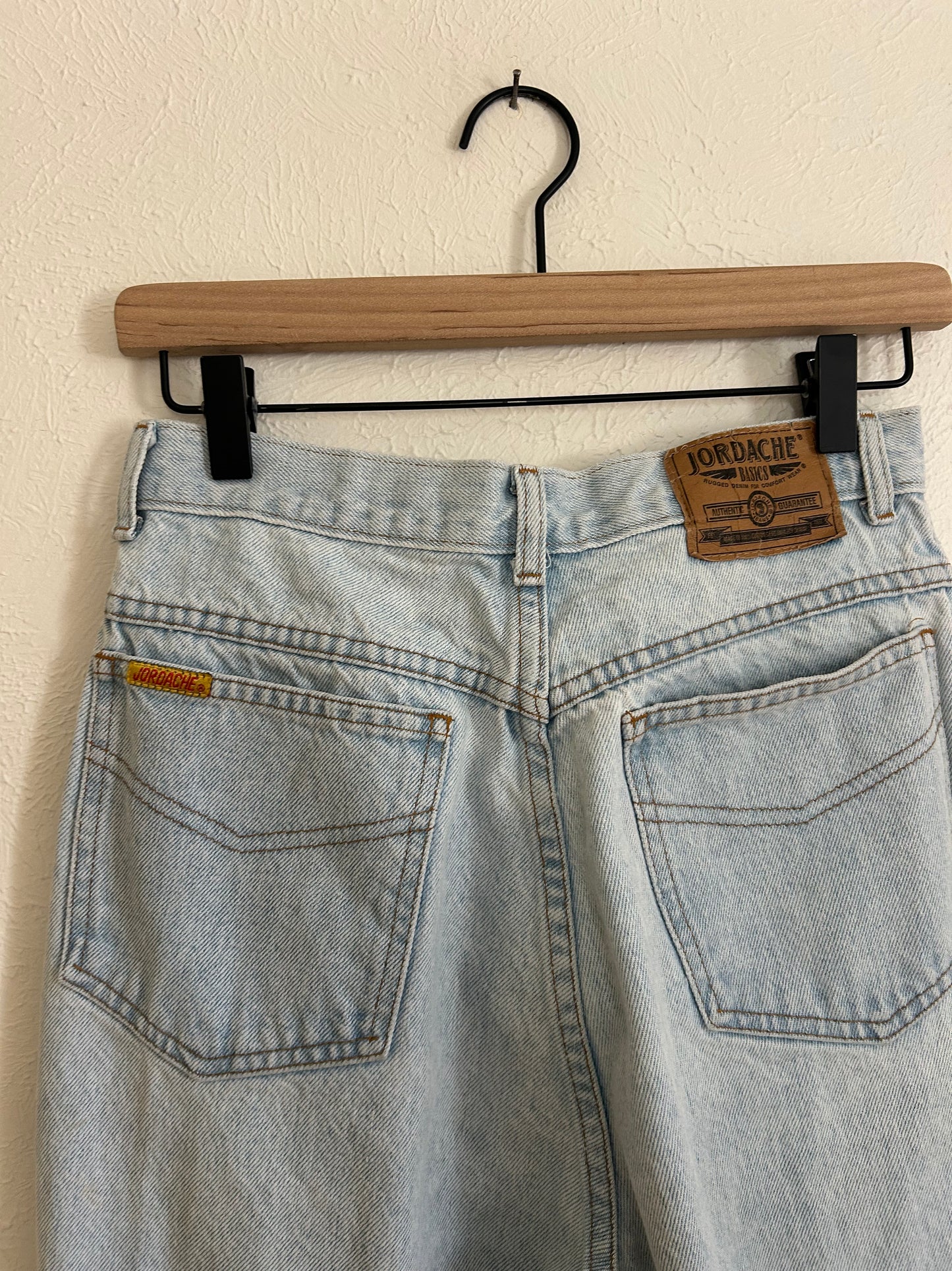 Jordache Vintage Light Wash Jeans (8)