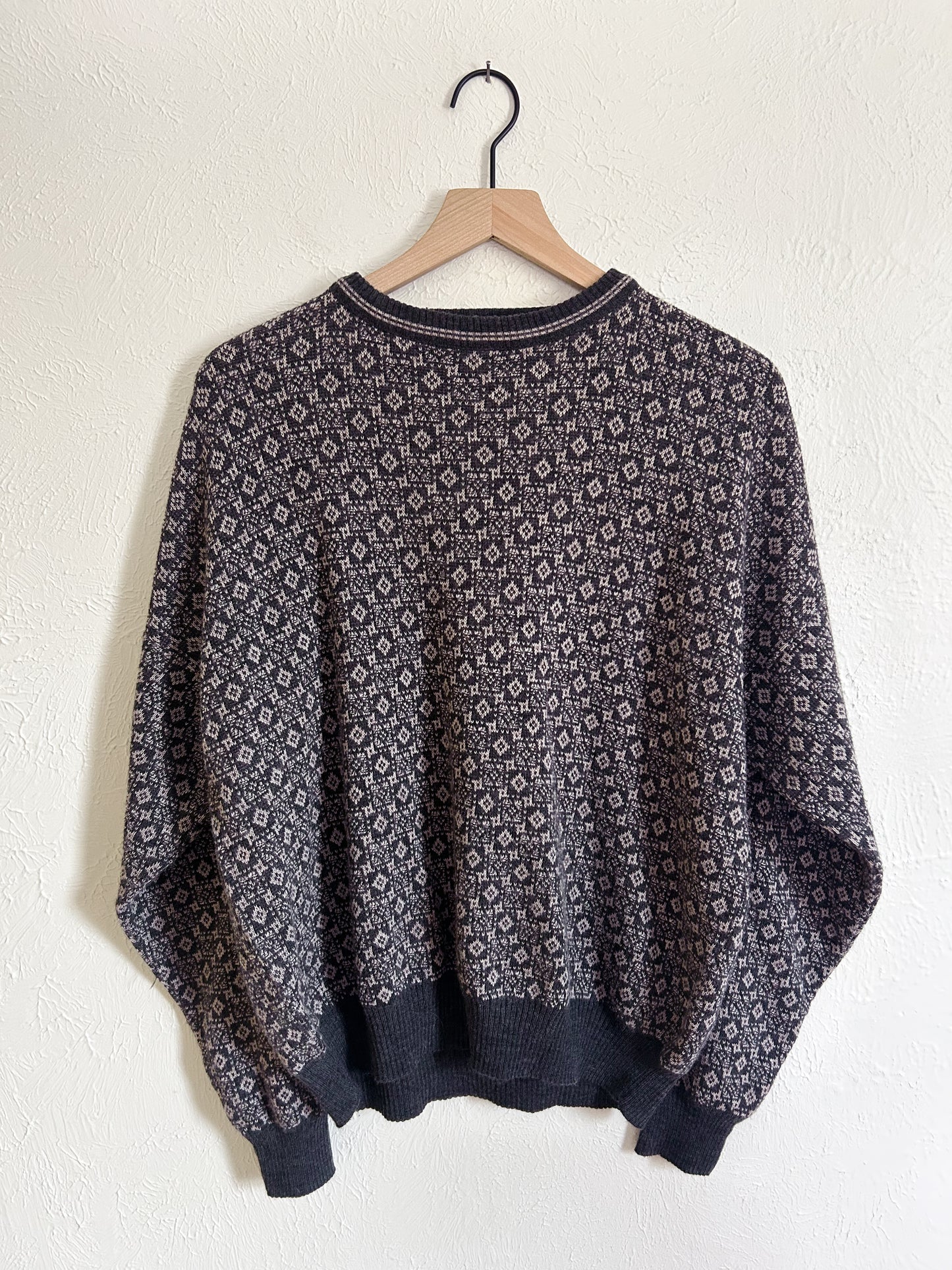 Vintage Grey Patterned Sweater (M)