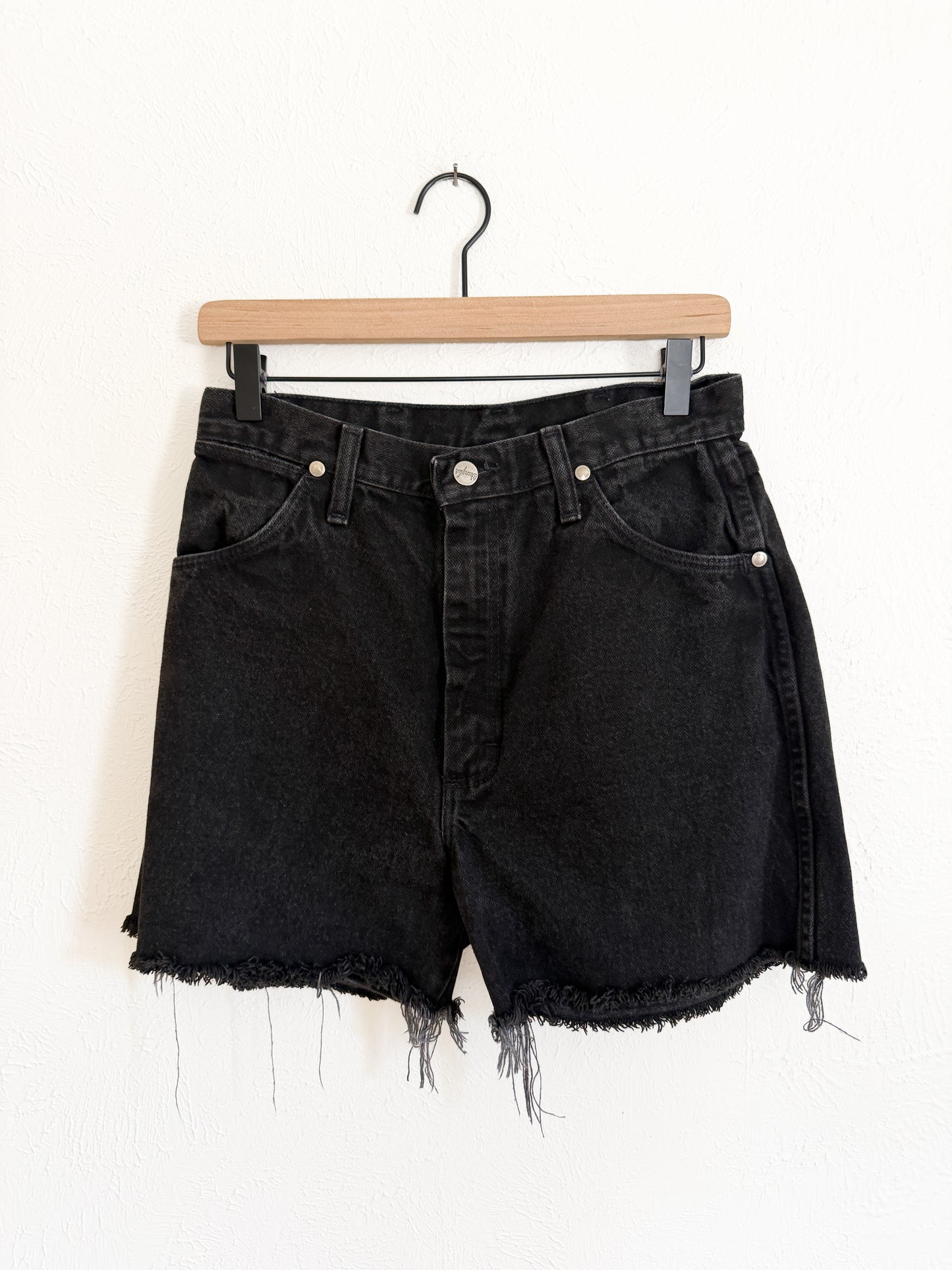 Wrangler Black Vintage Cutoff Shorts (6)