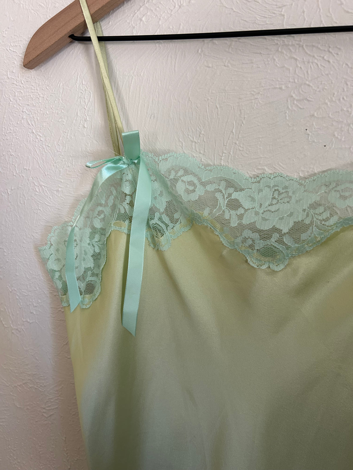 Victoria’s Secret Angels Y2K Green Slip Dress (L)