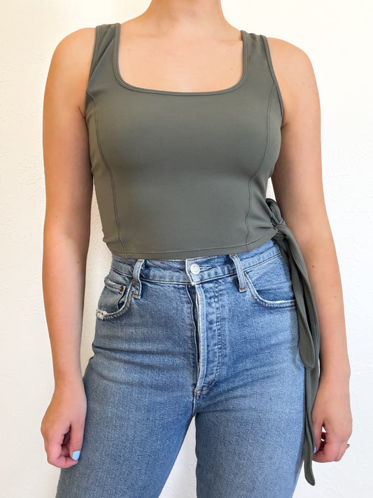 Lululemon ‘Get Centered’ Tank (M)