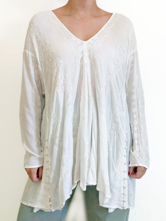 Free People White Lace Embroidered Long Sleeve (S/M)