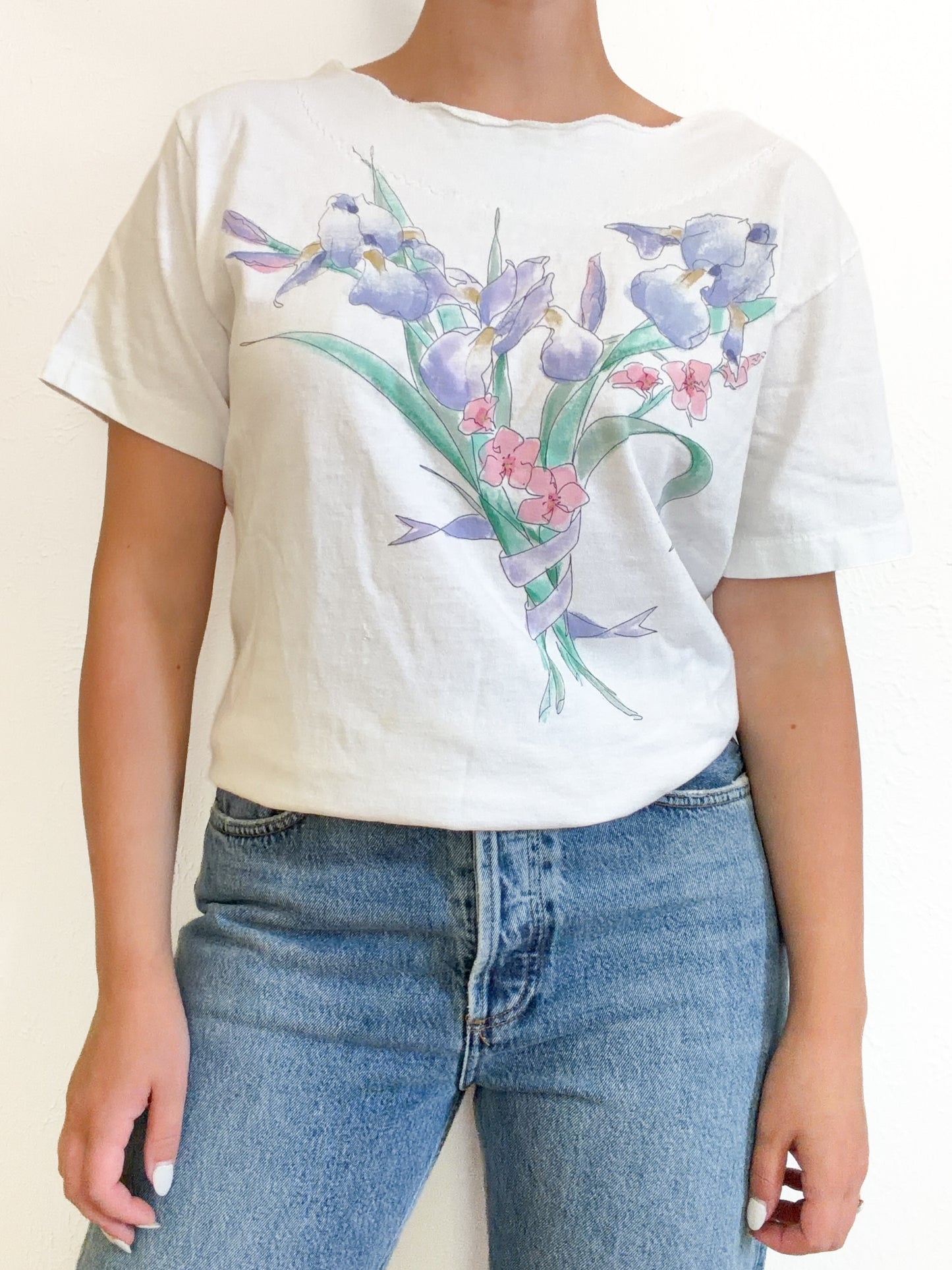 Vintage Floral Wavy Neck Shirt (M)