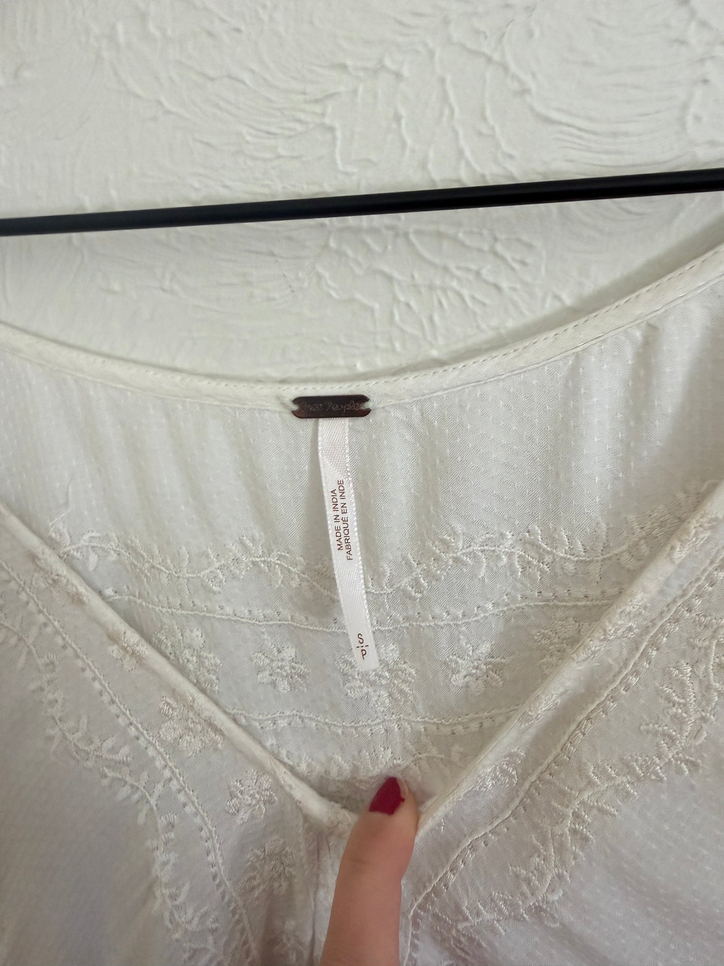 Free People White Lace Embroidered Long Sleeve (S/M)