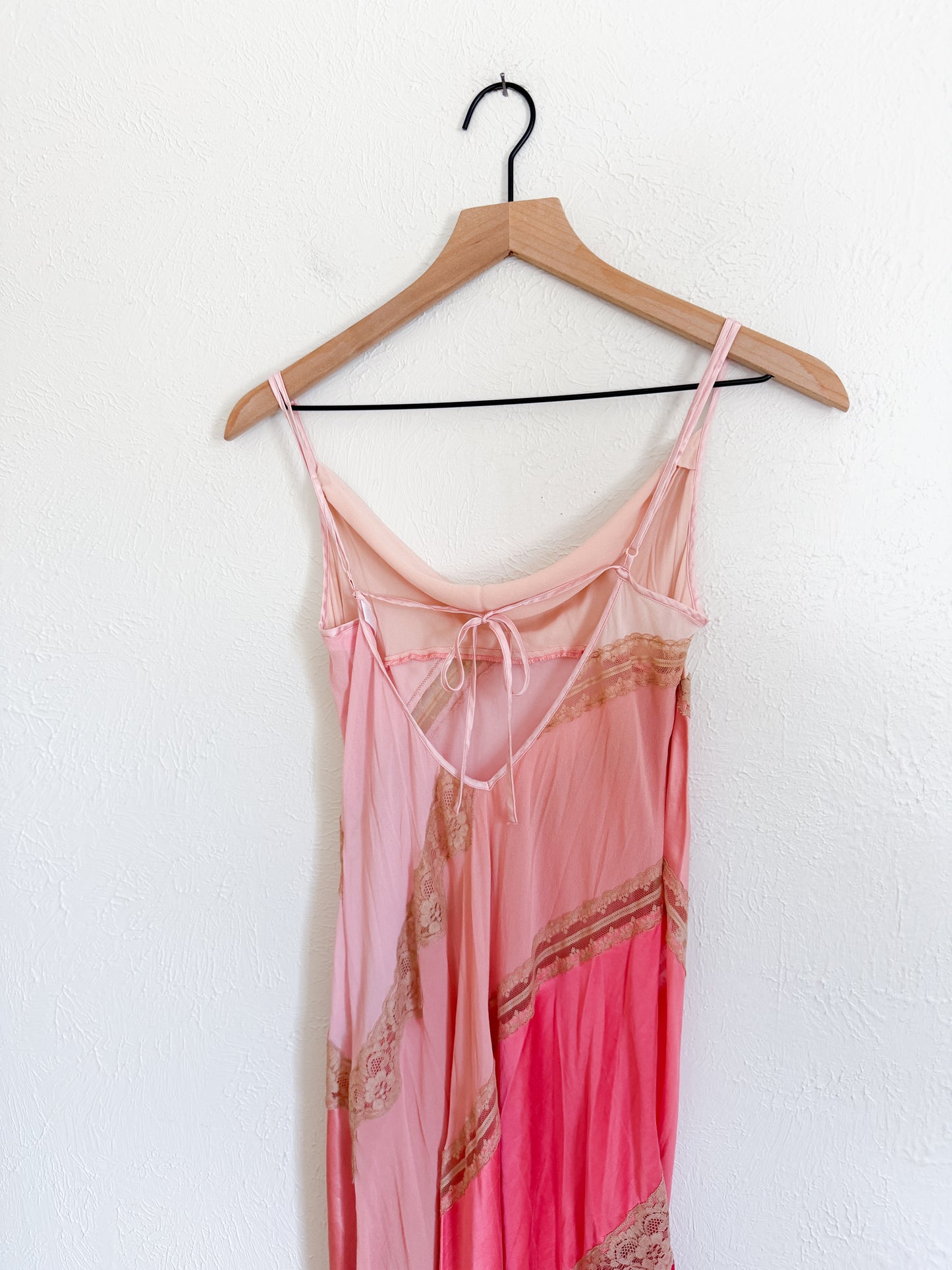 Rare Vintage Y2K Victoria’s Secret Pink Slip Dress (S)