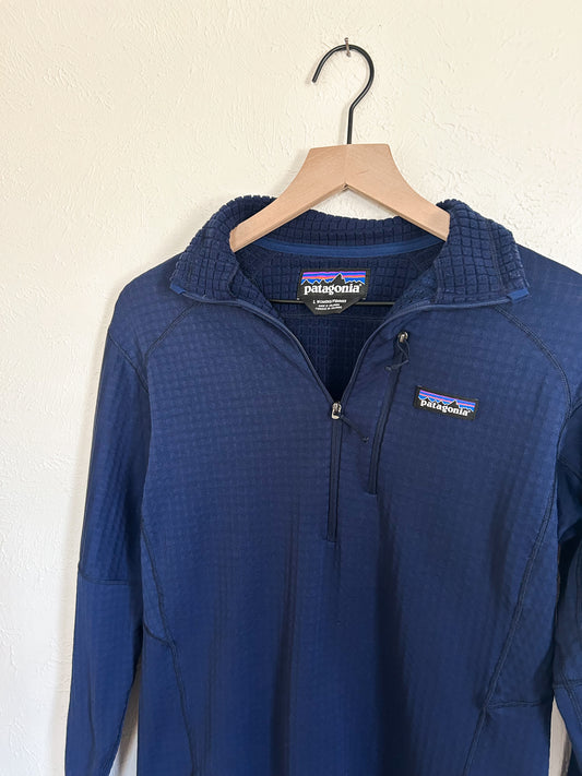 Patagonia R1 Navy Pullover (L)