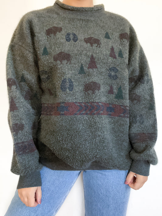 Buffalo & Tree Patterned Fleece Sweater (M/L)