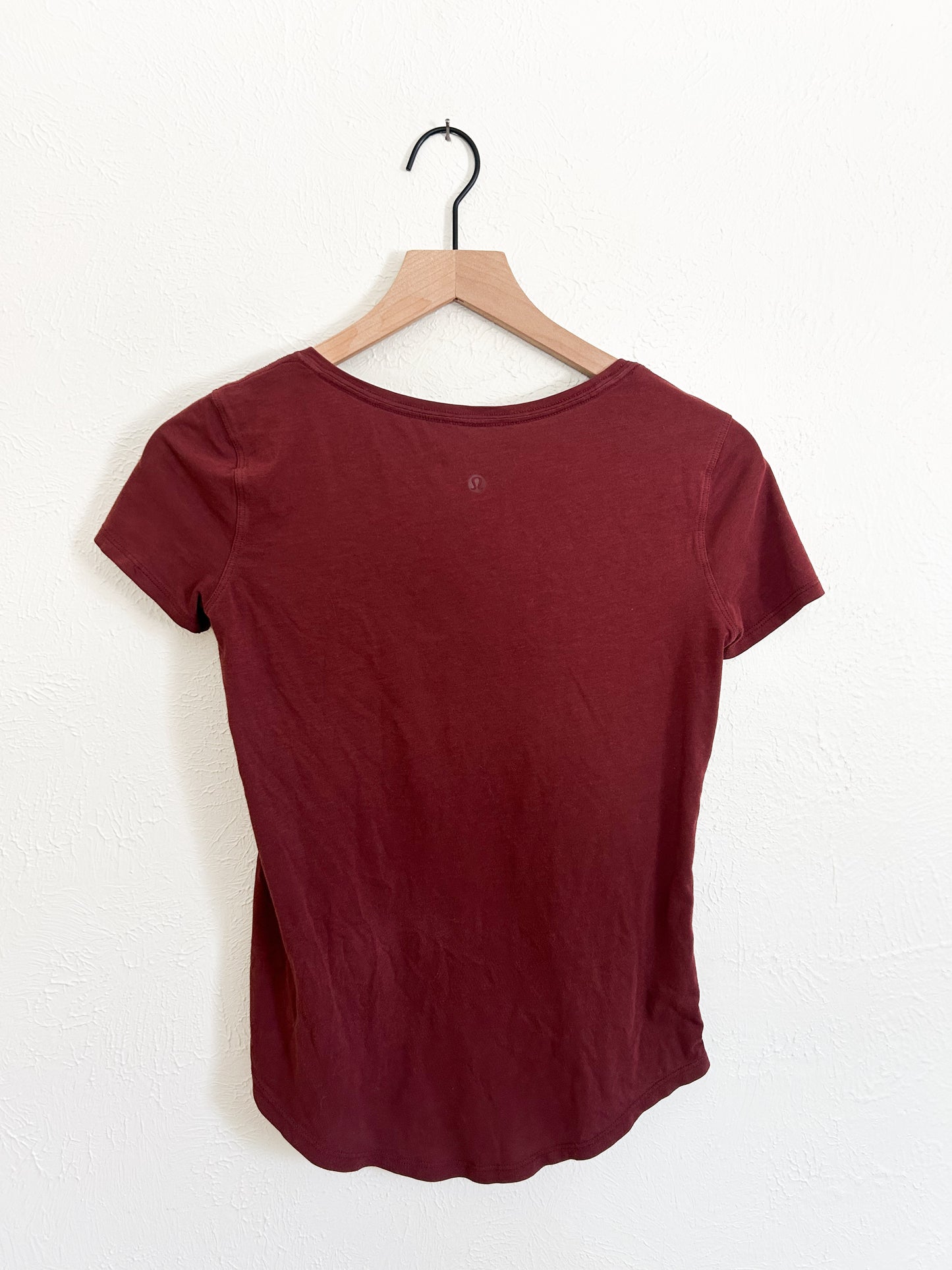 Lululemon 'Love' Maroon Short Sleeve (6)