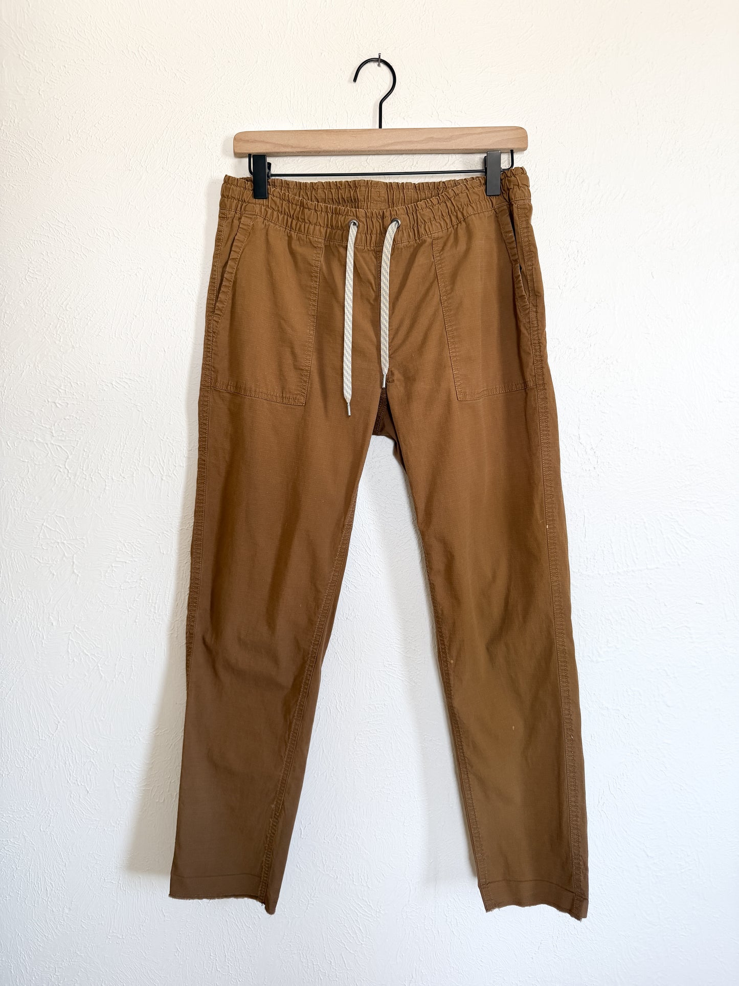 Vuori Brown Ripstop Pants (6)