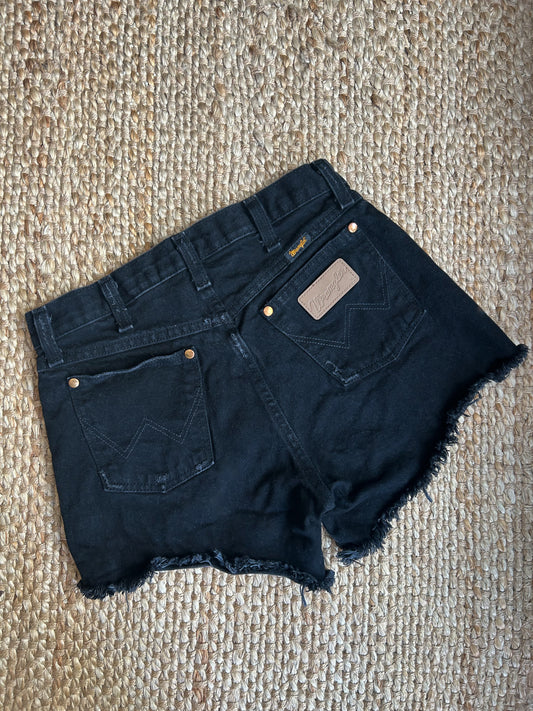 Wranglers Black Distressed Shorts (4)