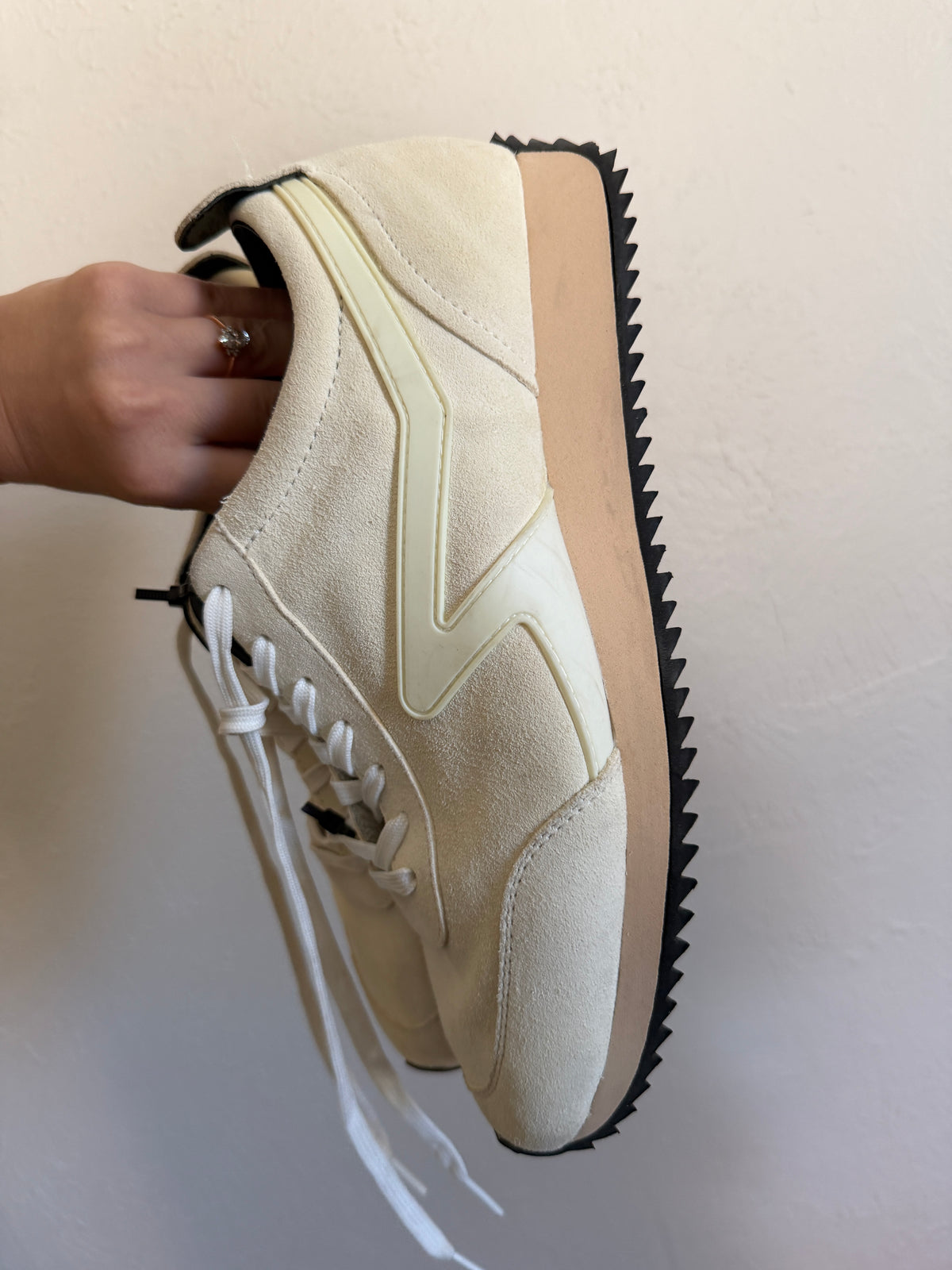 Rag & Bone Retro Runner Suede Cream Sneakers (10)