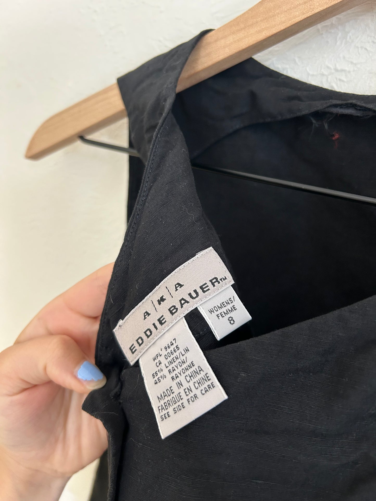 Eddie Bauer Vintage Linen Button Top (M)