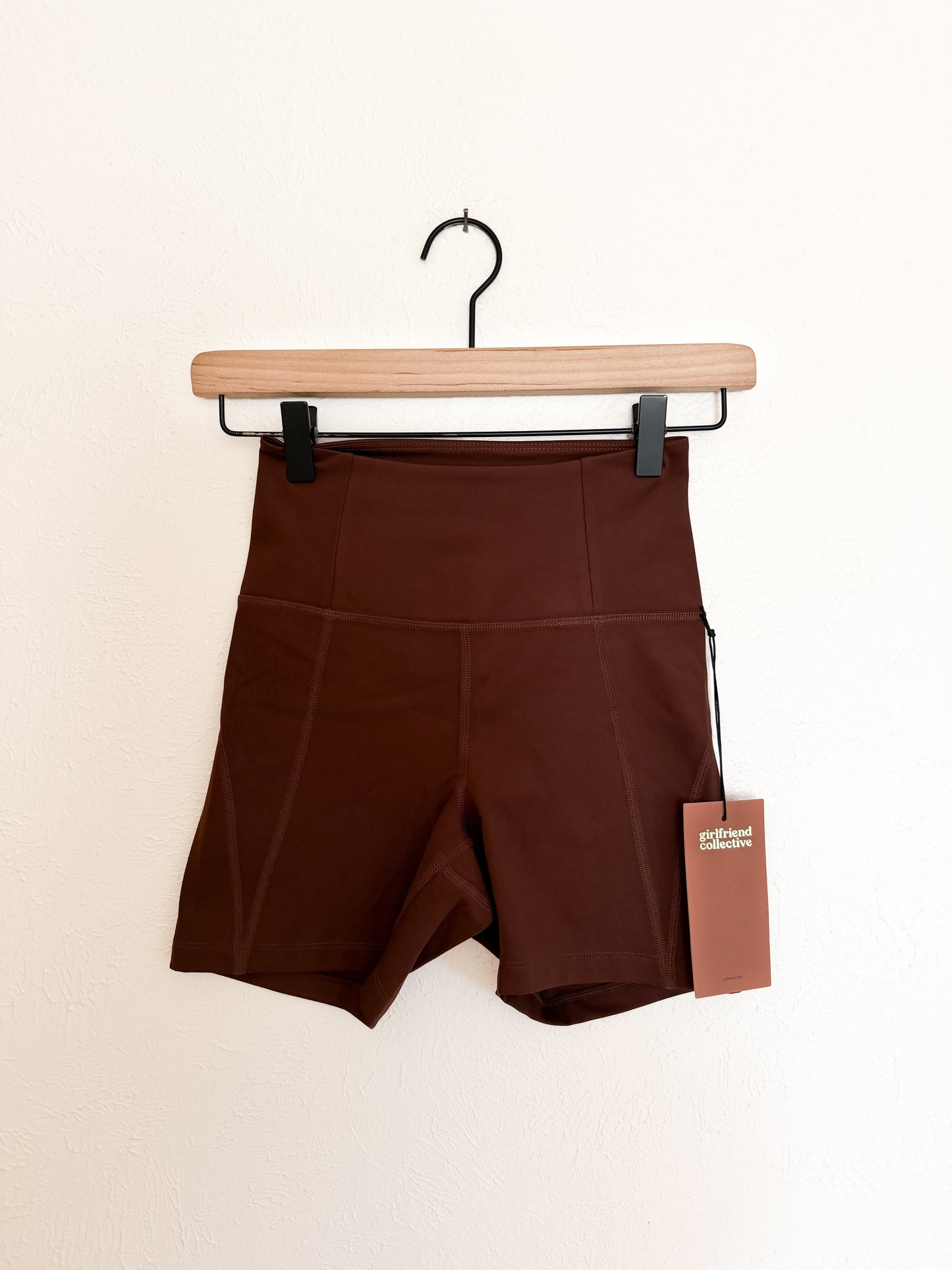 NWT Girlfriend Collective High-Rise Pocket Bike Shorts (XS)
