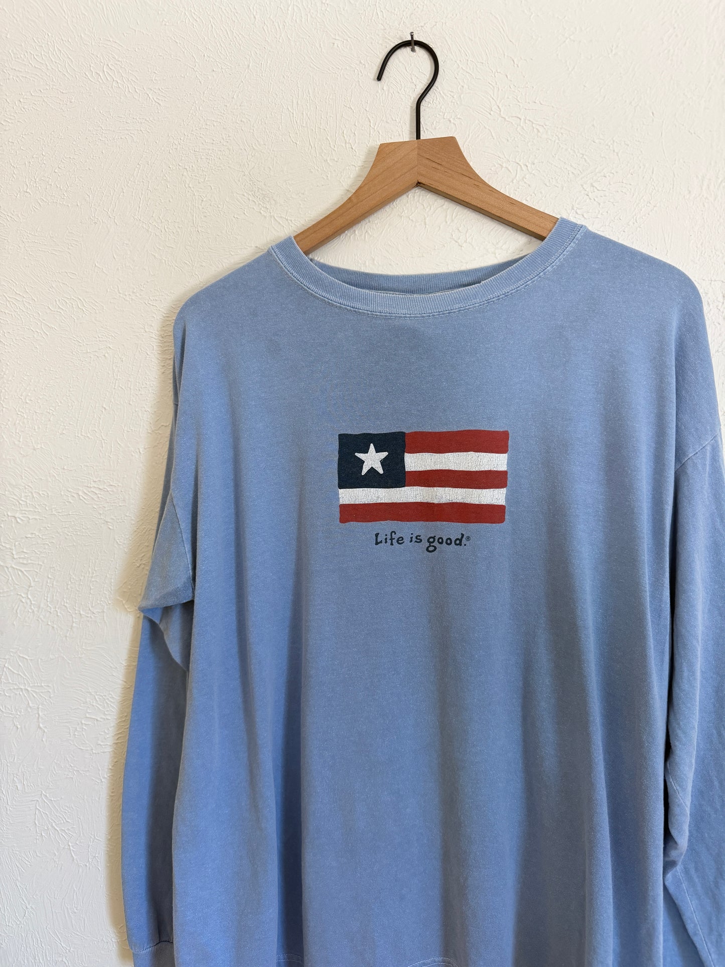Life is Good Flag Long Sleeve (L)
