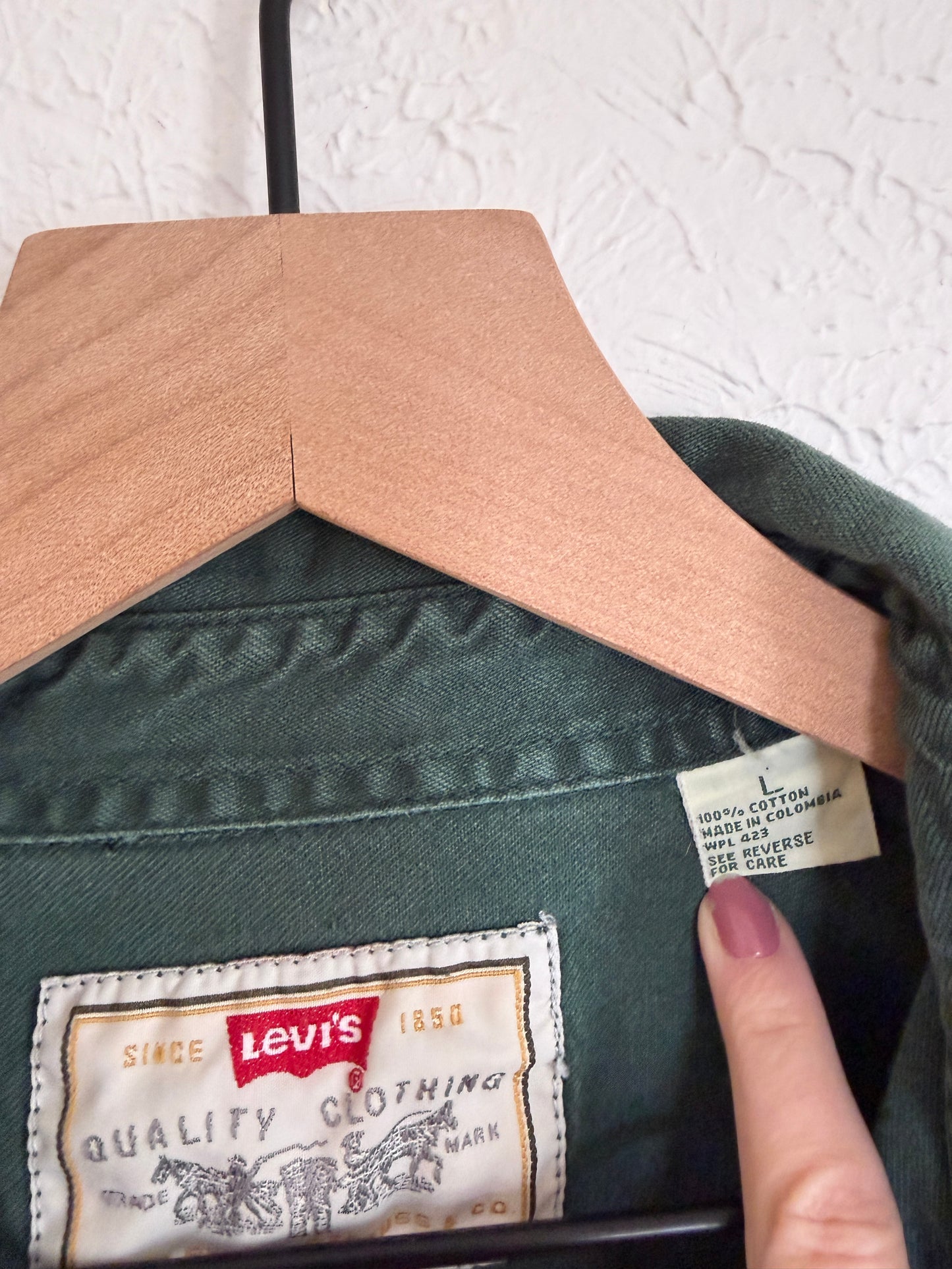 Levi’s Green Vintage Button Up Shirt (L)