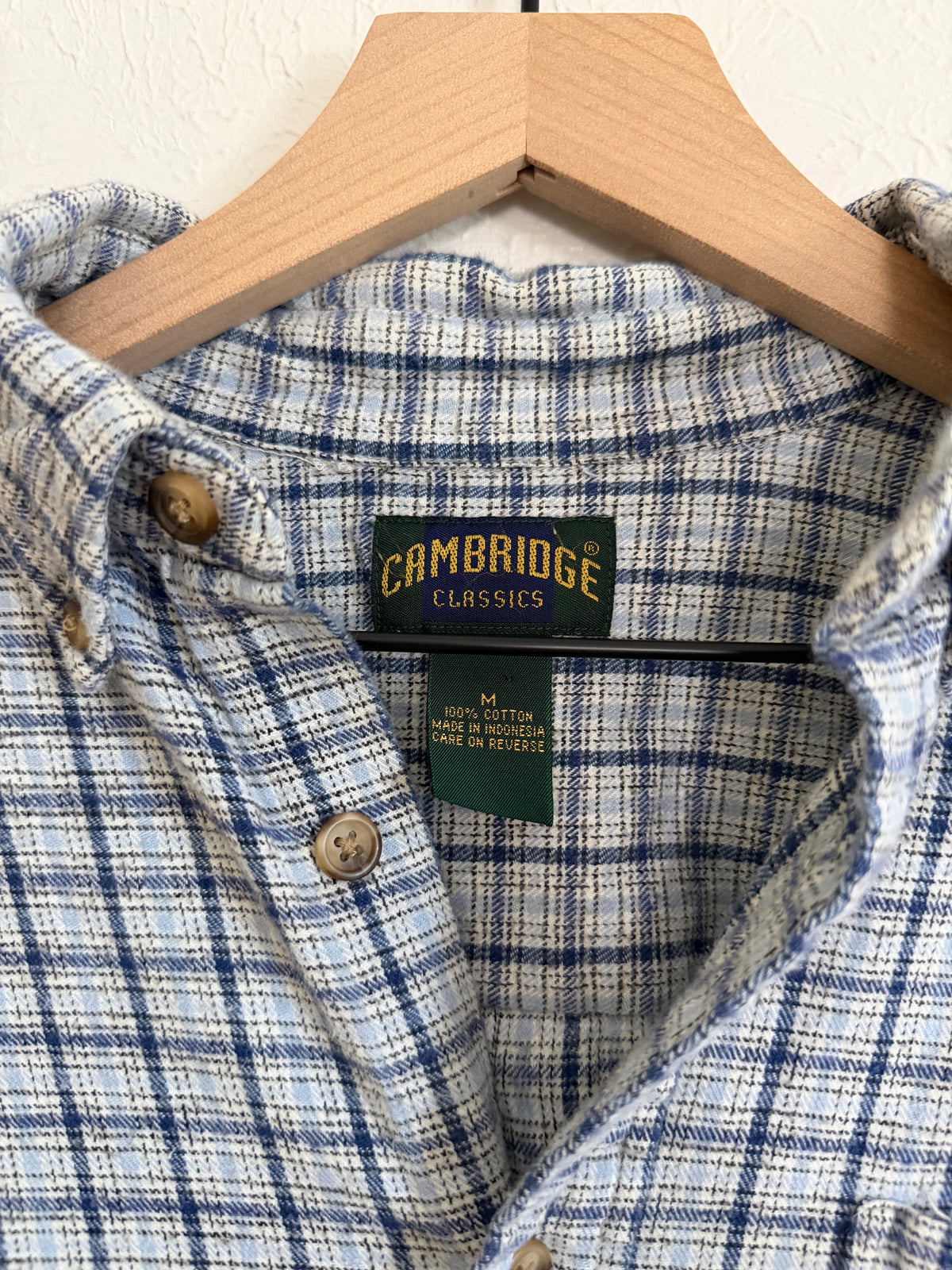 Cambridge Vintage Blue Plaid Flannel (M)