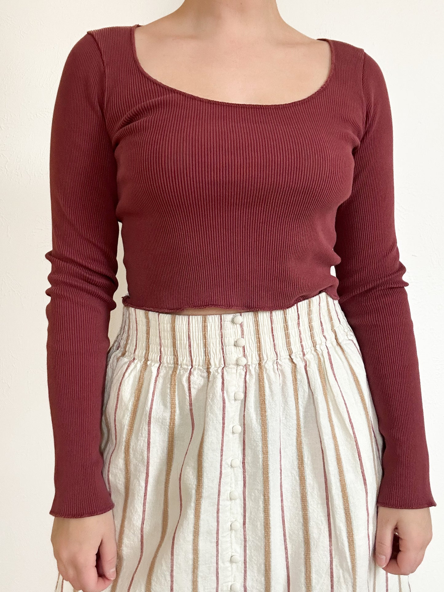 Brandy Melville Ribbed Crop Top (S)