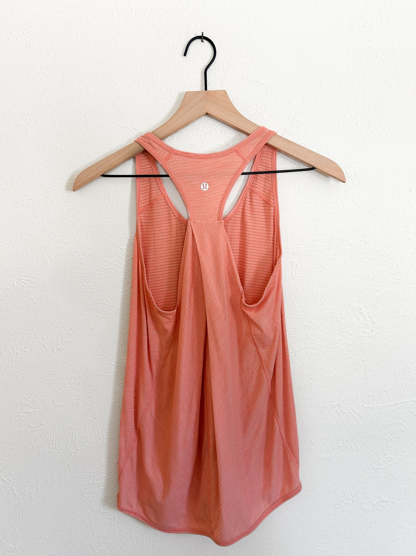 Lululemon 'Essential' Pink Tank Top (8)