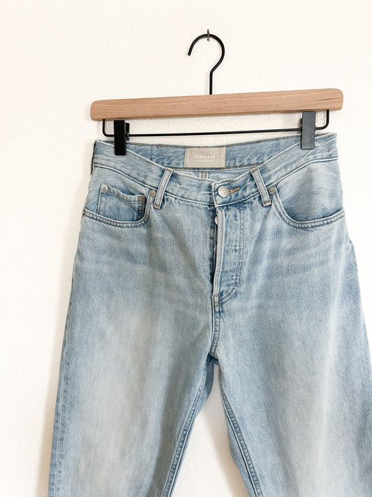 Everlane Light Wash 90’s Cheeky Jean (6)