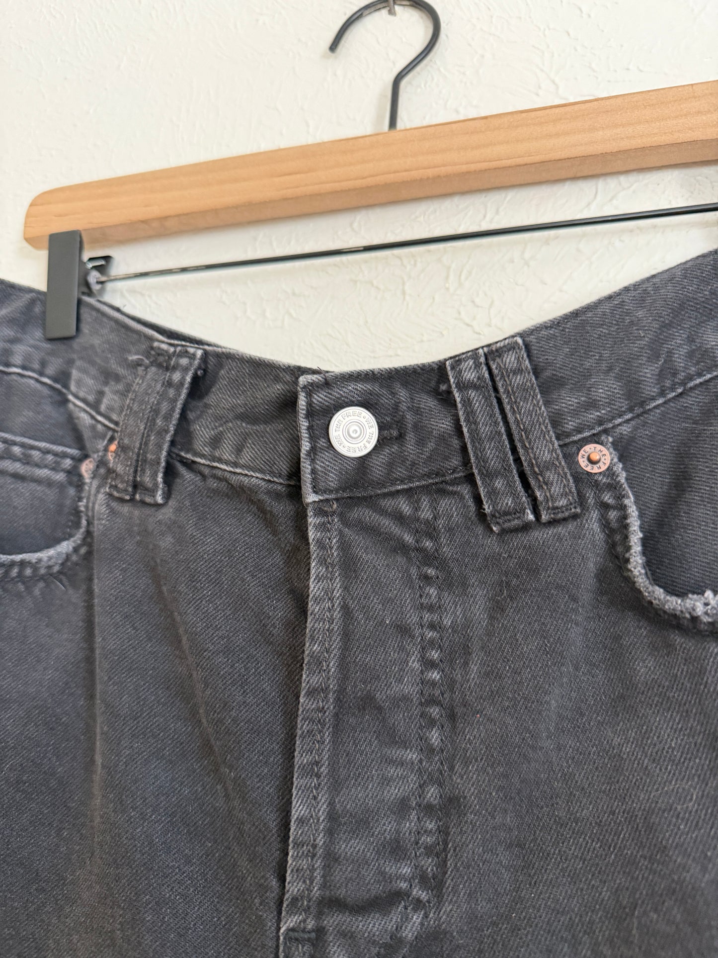 Free People ‘Montana’ Baggy Jorts (6/8)
