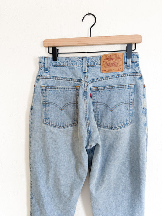 Levi’s 550 Light Wash Vintage Jeans (8)