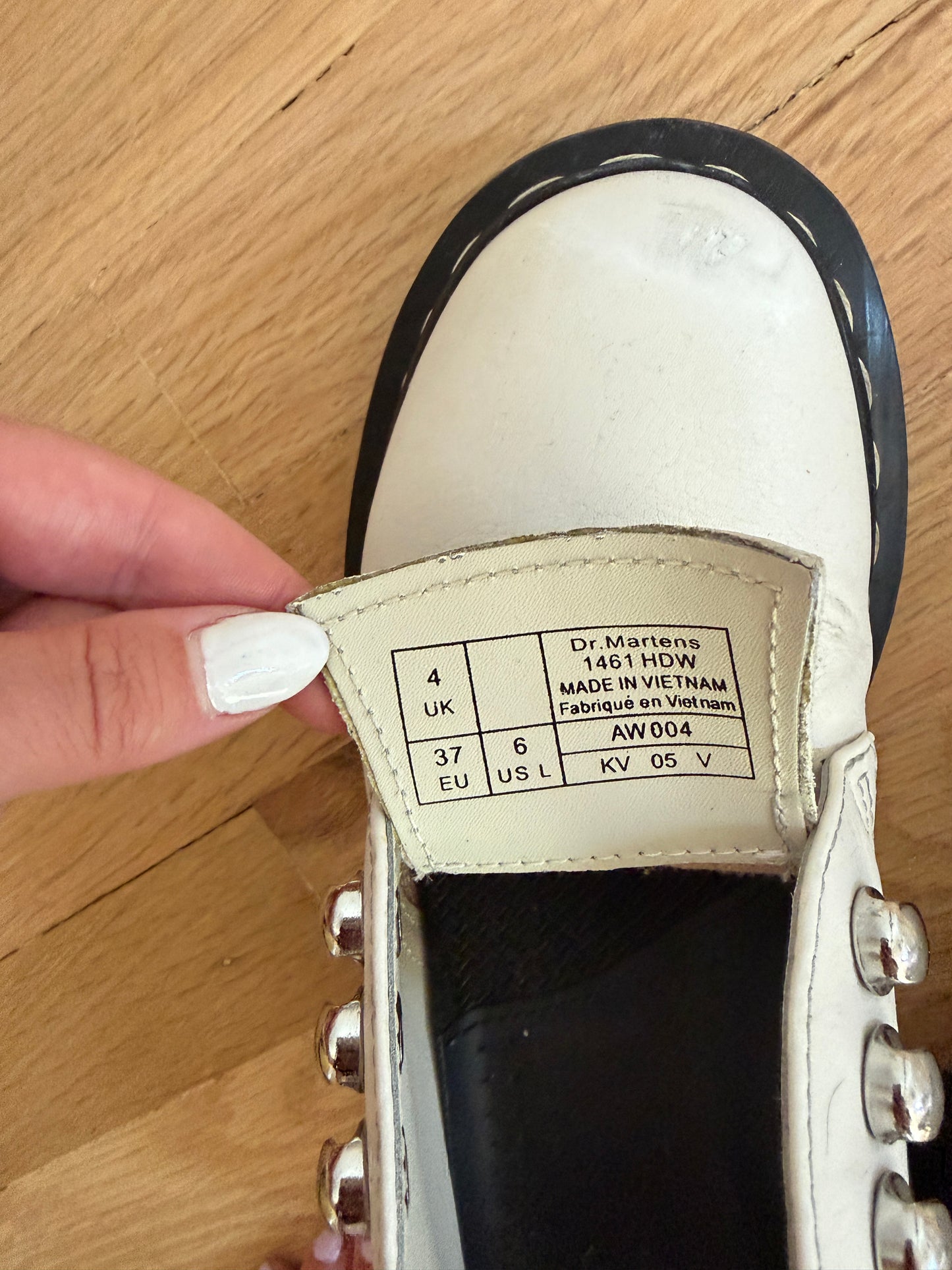 Dr. Martens 1461 HDW Hardware White Oxfords (6)