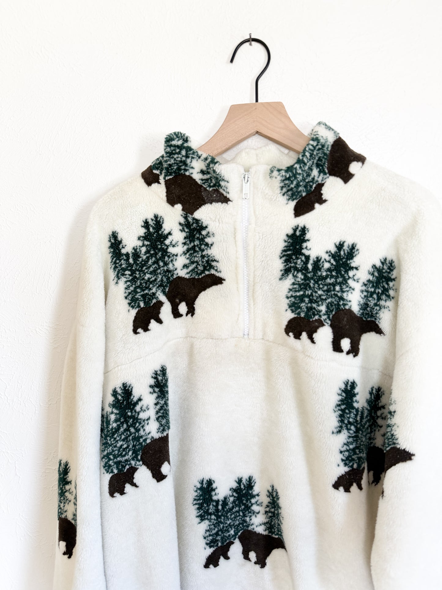 Bears & Trees White Fleece Quarter Zip (XXL)