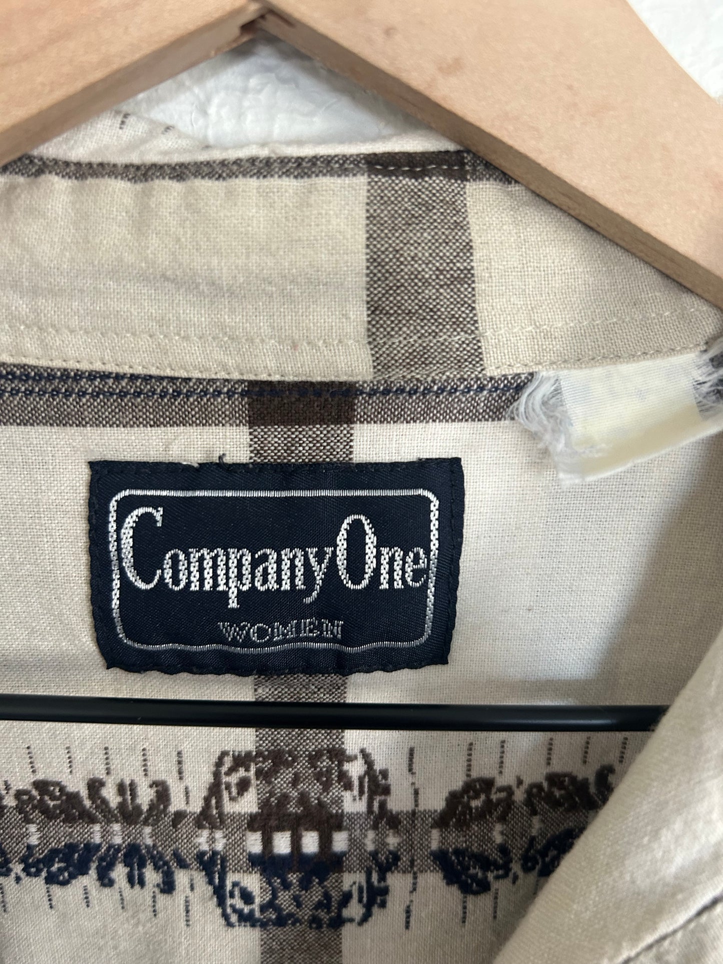 Tan & Navy Vintage Flannel (XL)