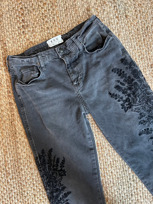 Free People Floral Embroidered Jeans (6)