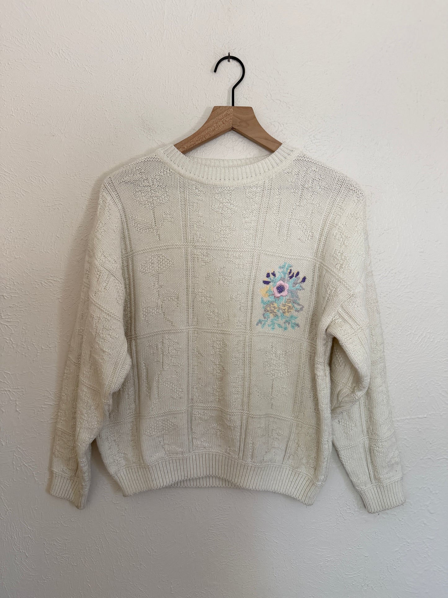 Vintage Floral Embroidered Sweater (S)