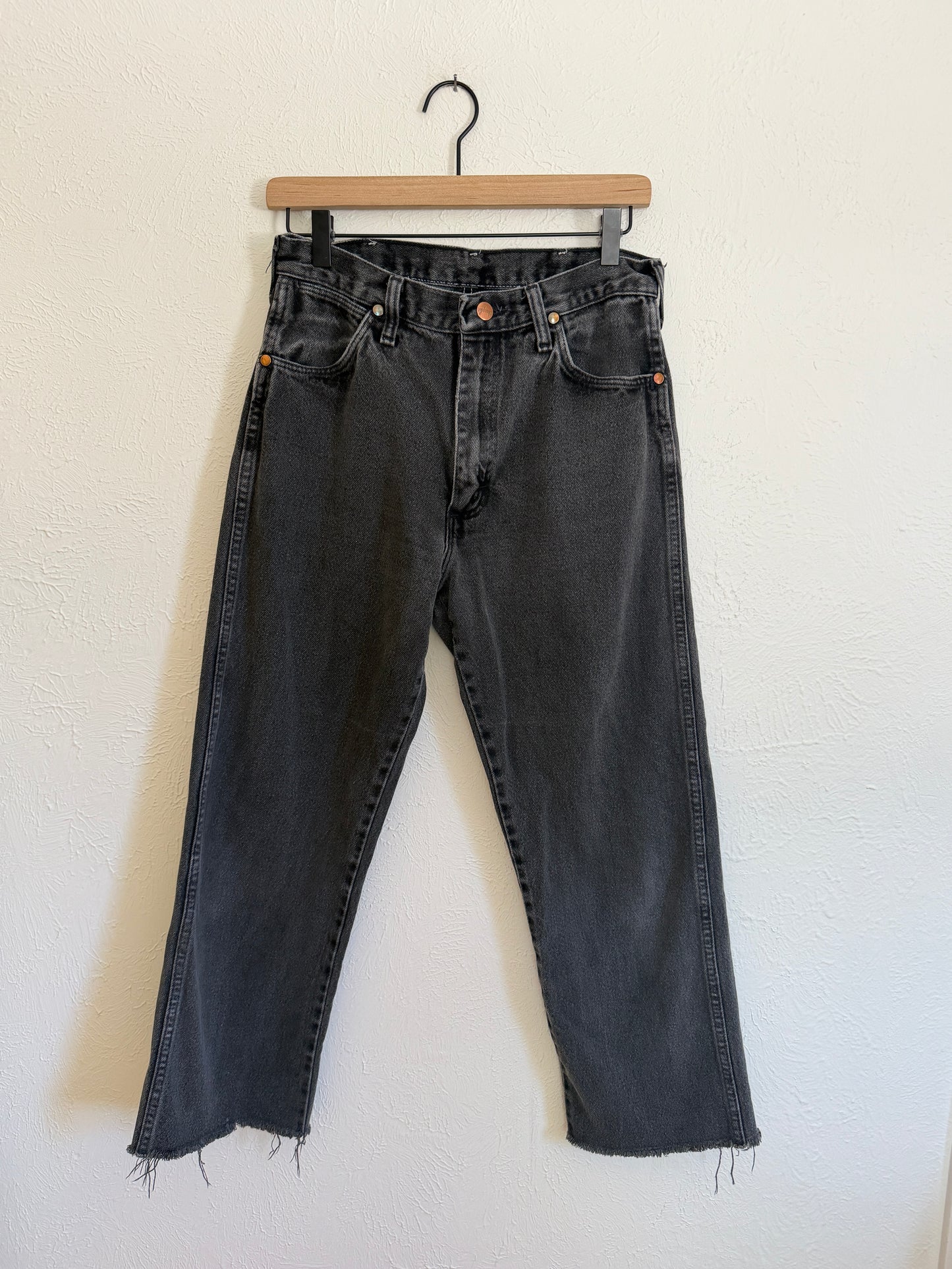 Wrangler Faded High Waisted Black Raw Hem Jeans (6)