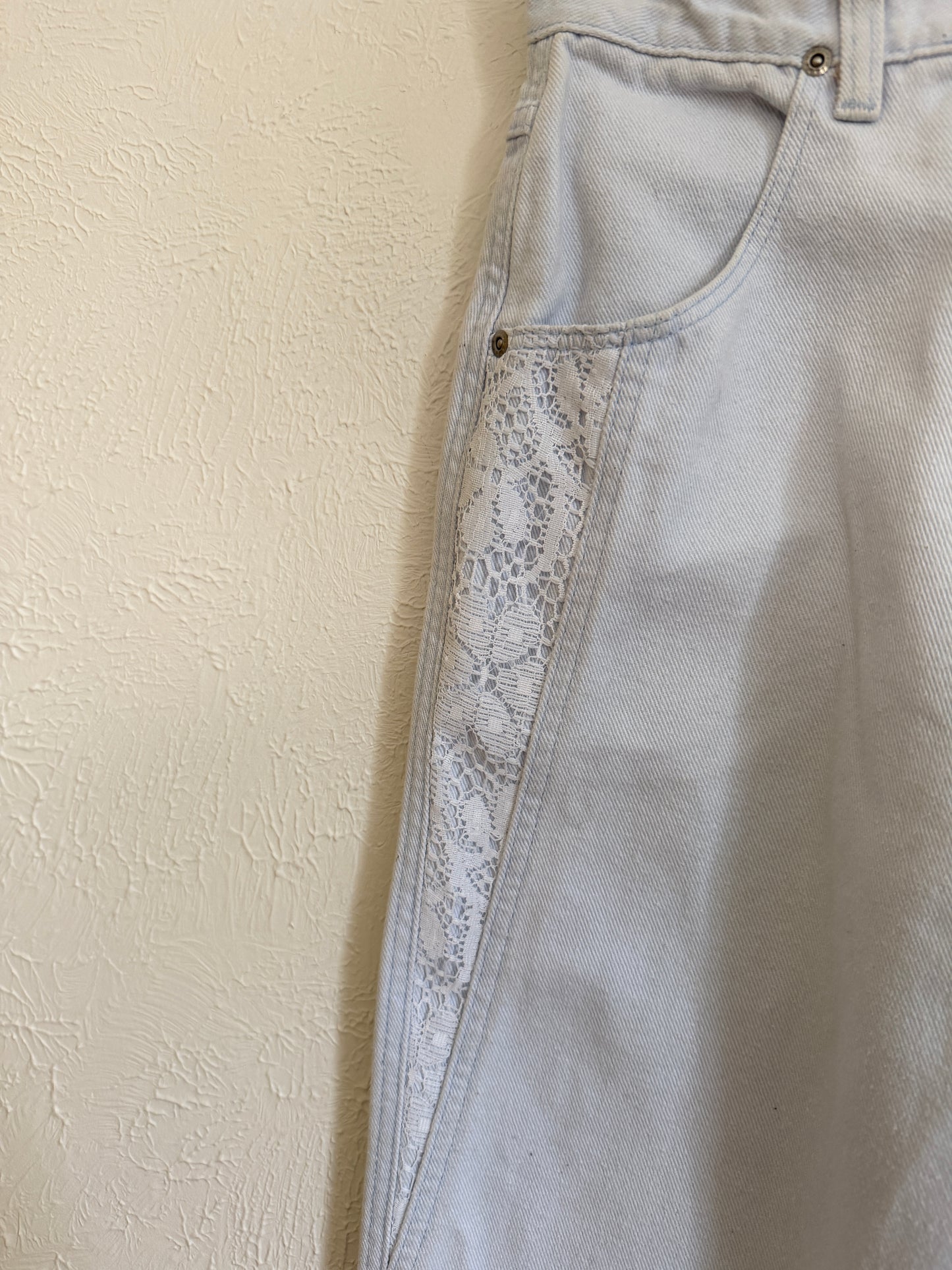 Wrangler Silver Lake Vintage Lace Western Jeans (0)