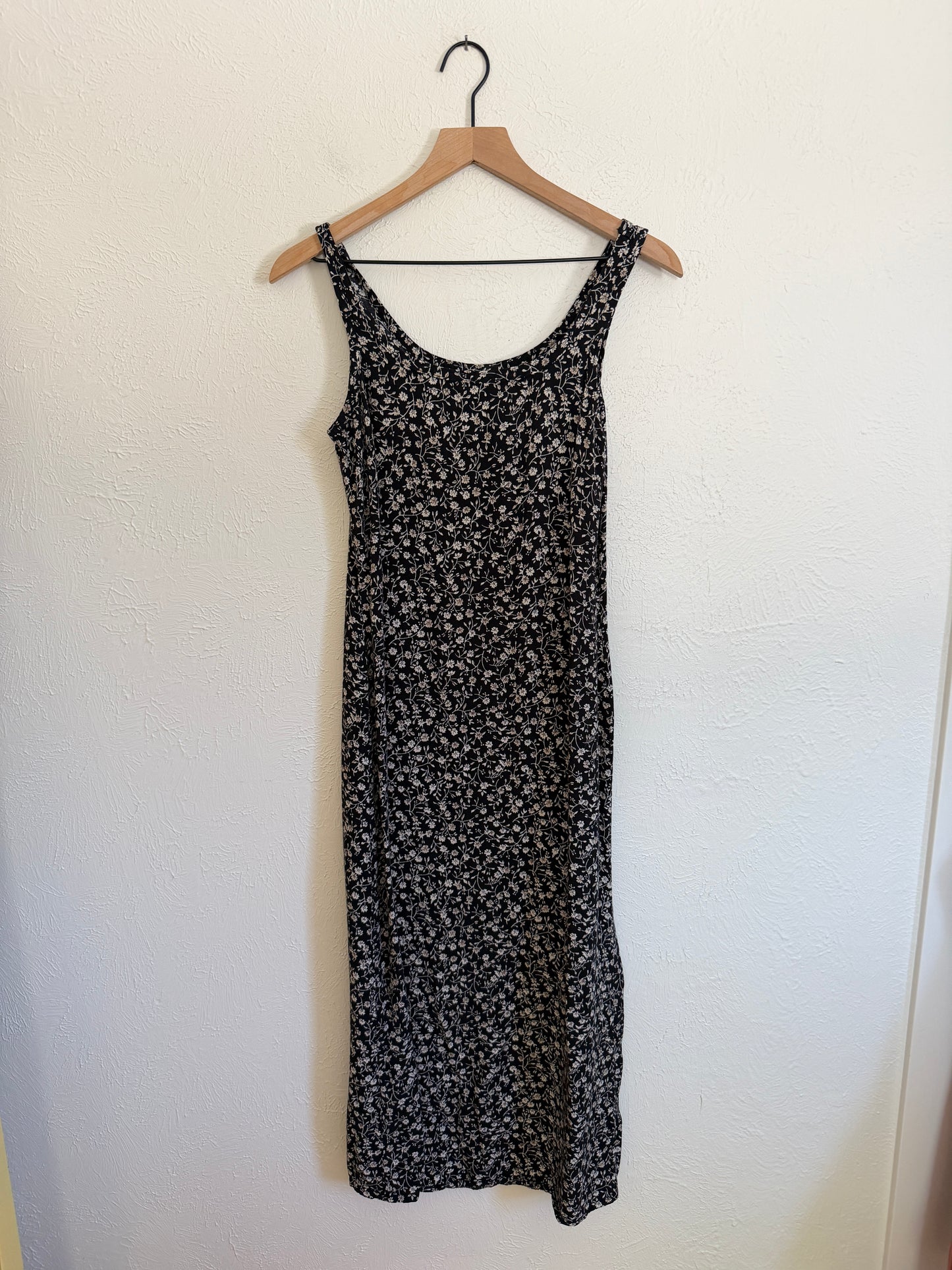 Vintage Black Floral Maxi Dress (M)