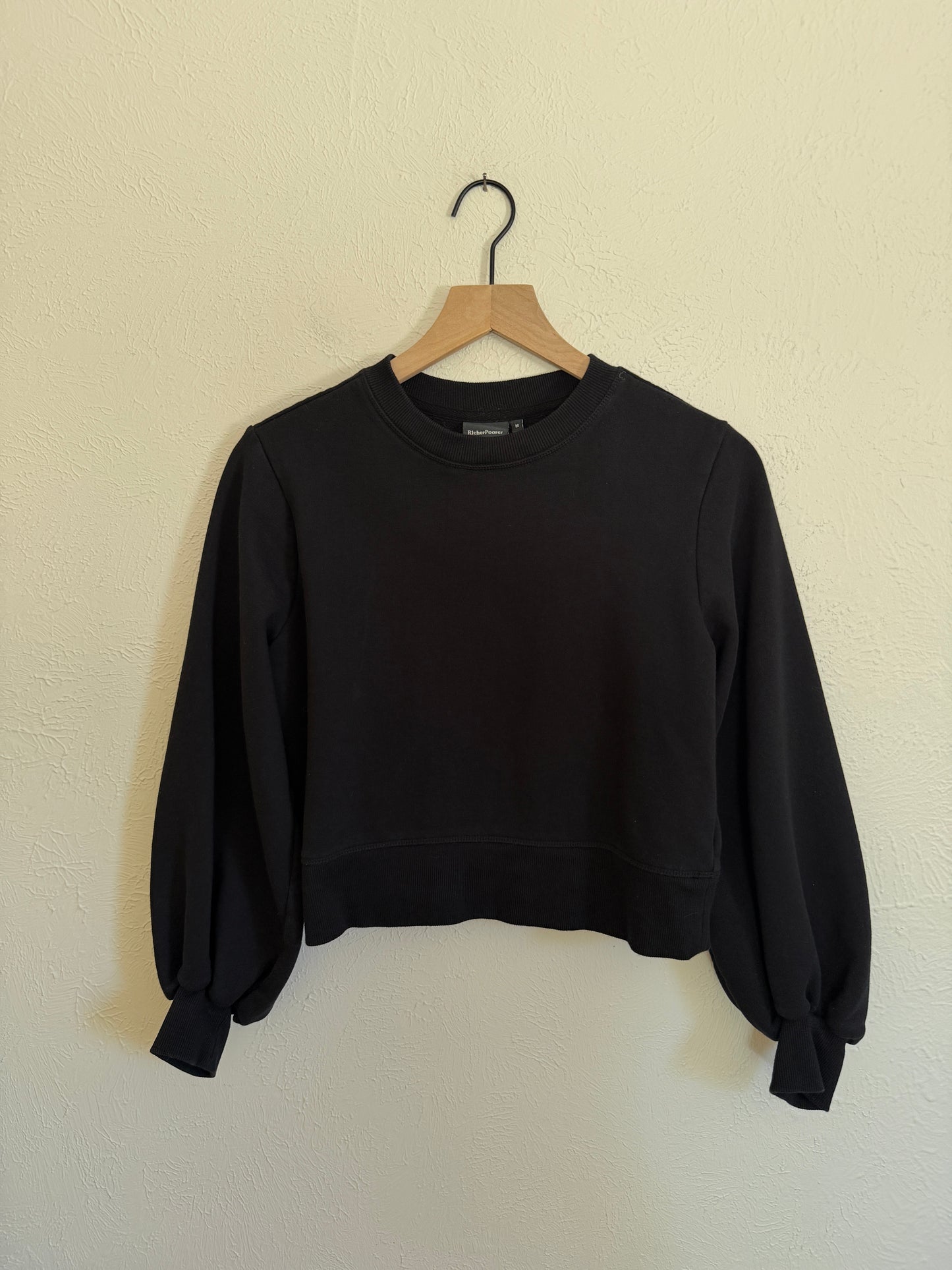RicherPoorer Black Cropped Fleece Pullover Crewneck (M)