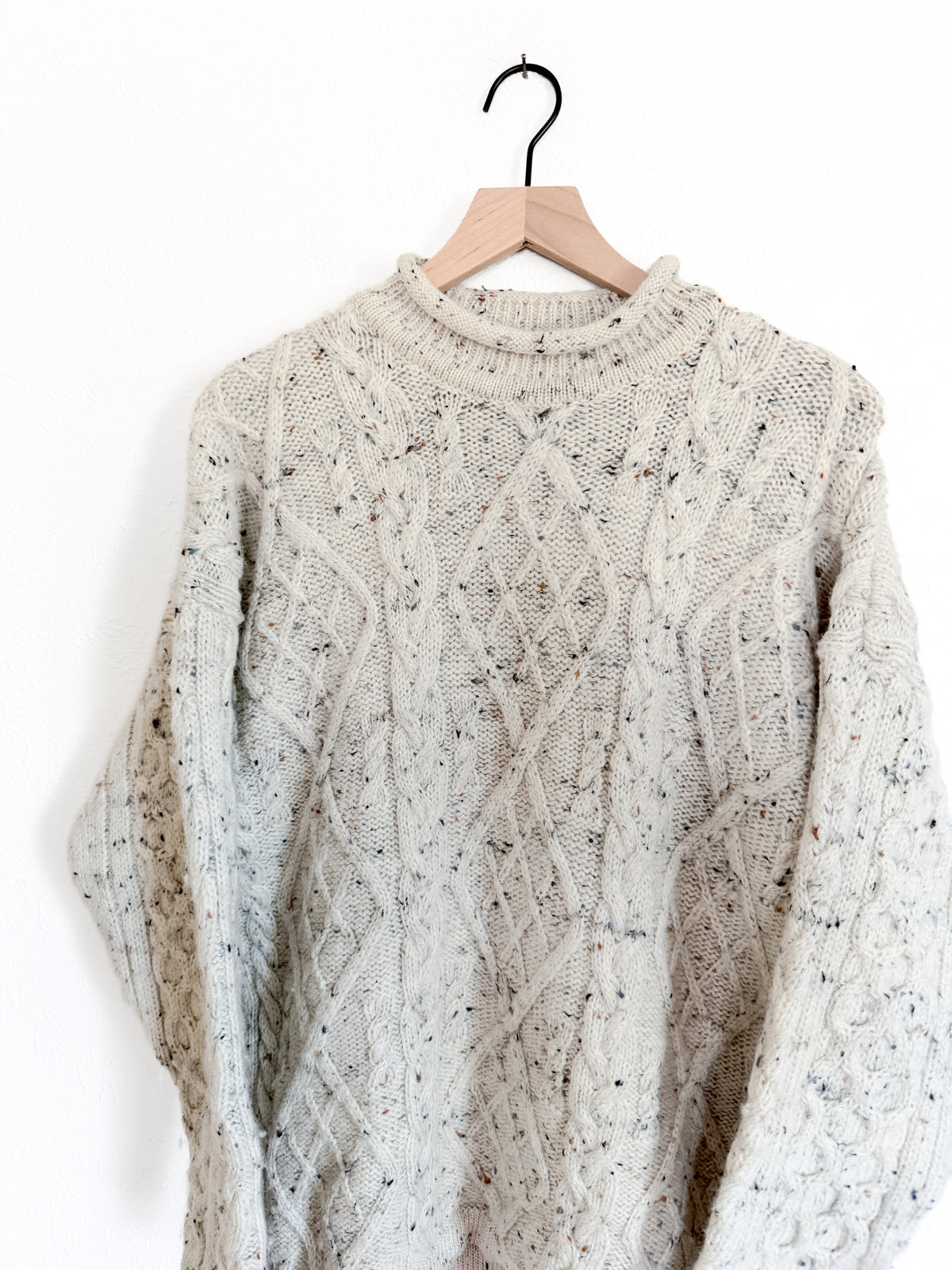 Scotland Speckled Wool Cable Knit Sweater (M/L)