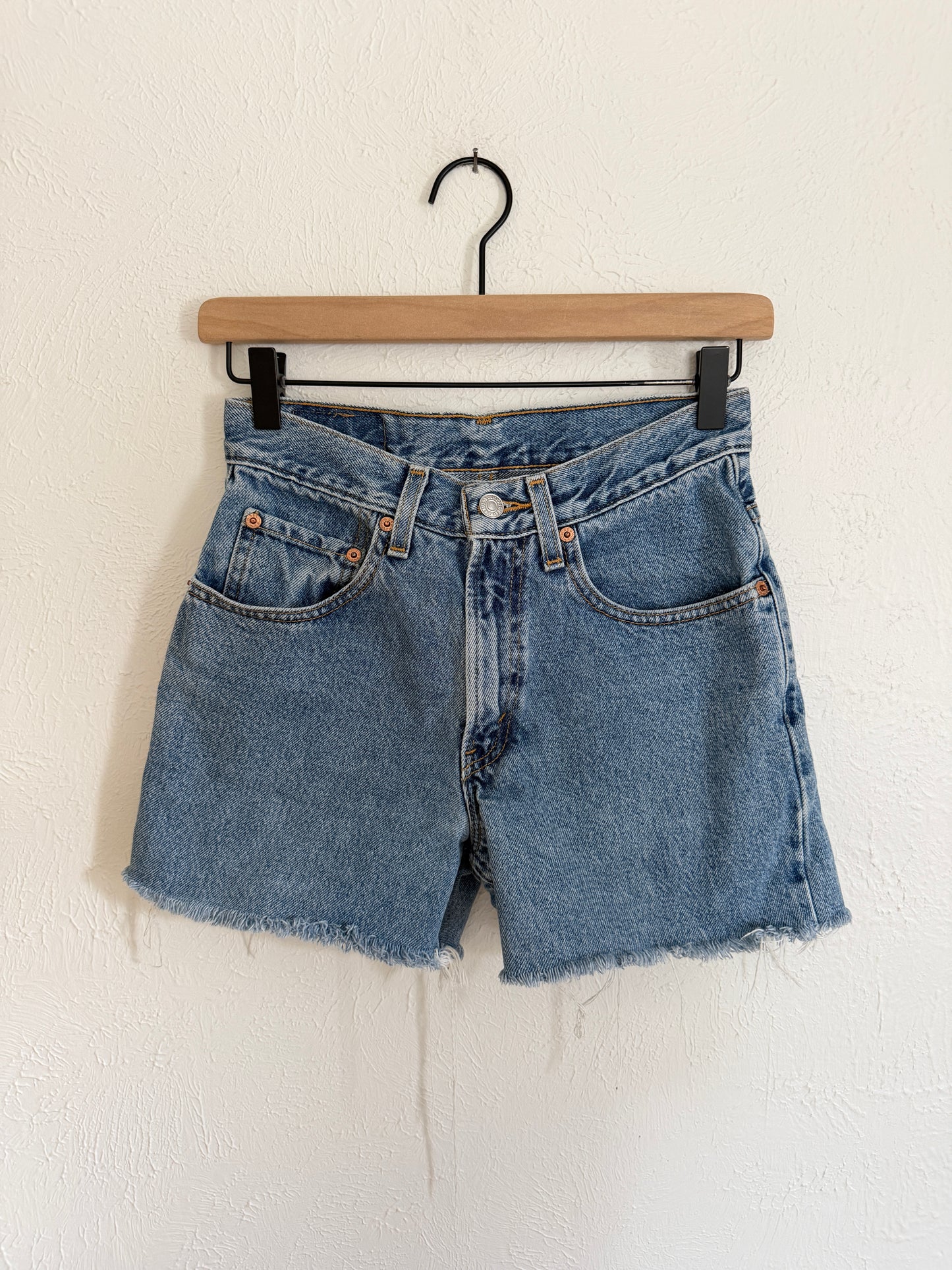 Levi’s 550 Vintage Student Fit Jean Shorts (0)