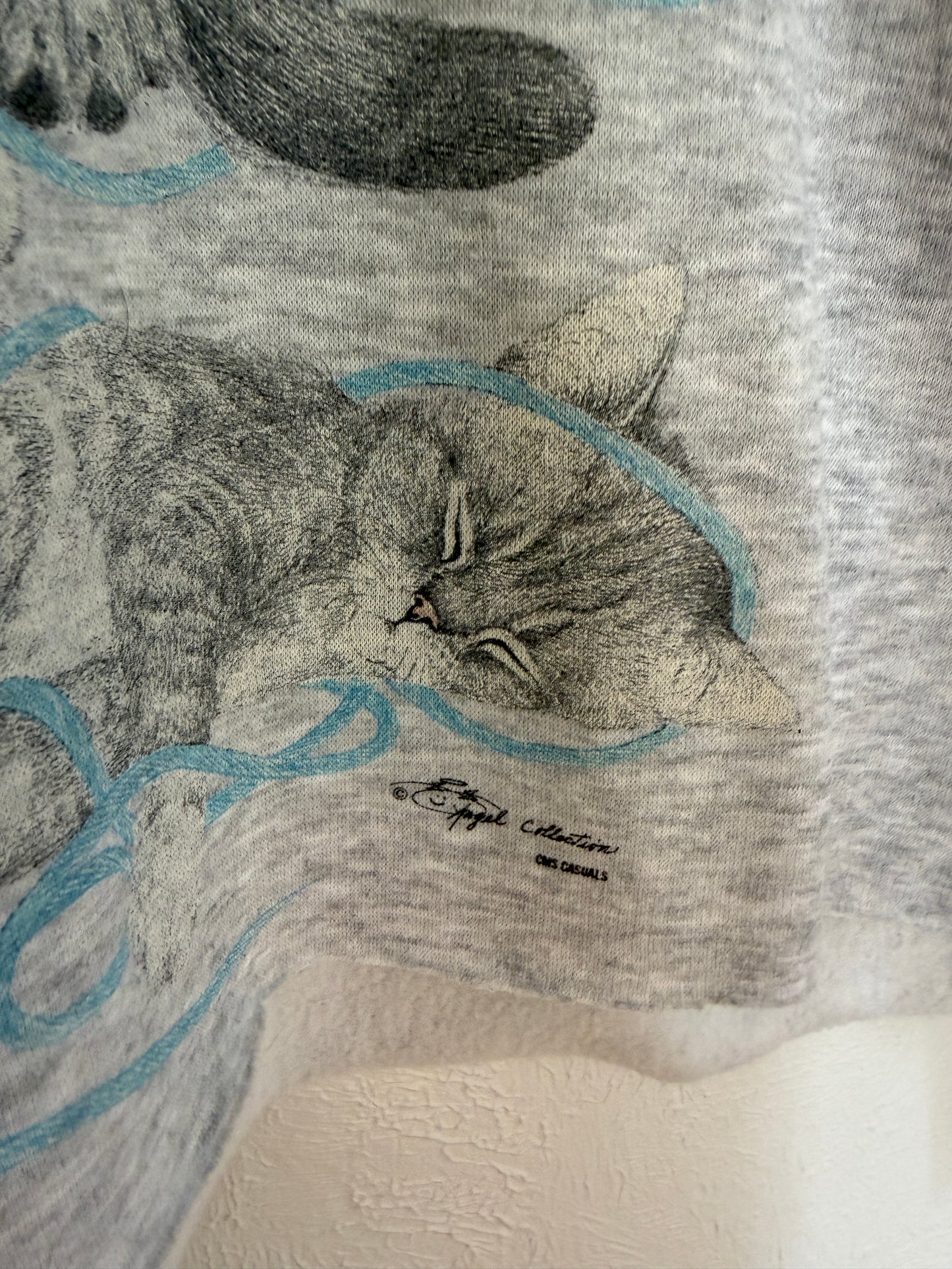 Vintage Puppy & Kitten Yarn Crewneck (L)