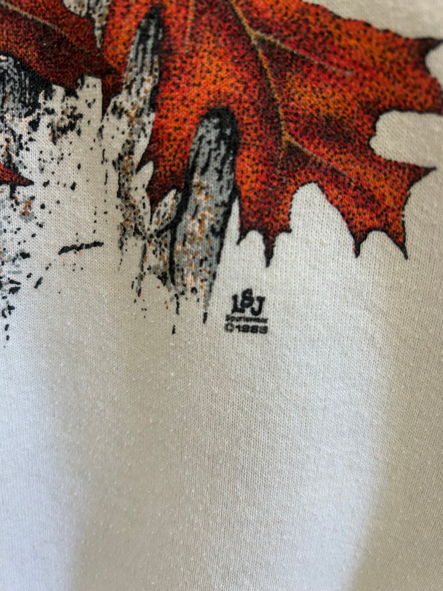 Vintage Jerzees Squirrel & Leaves Crewneck (M)