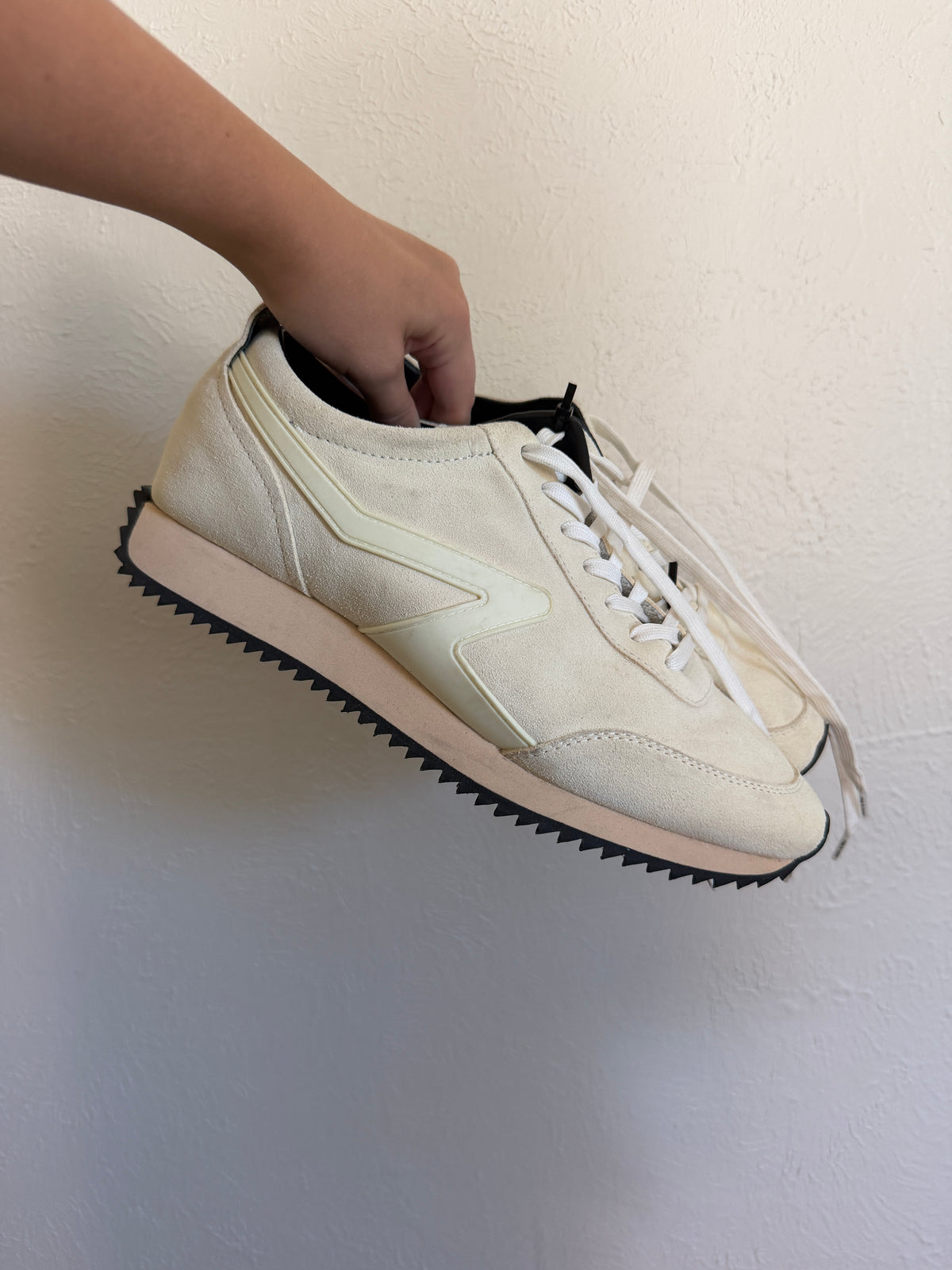 Rag & Bone Retro Runner Suede Cream Sneakers (10)
