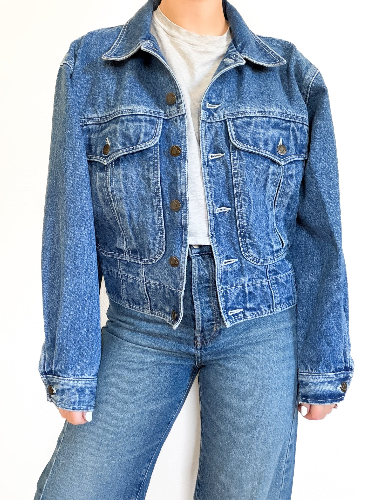 Lizwear Vintage Cropped Denim Jacket (M)